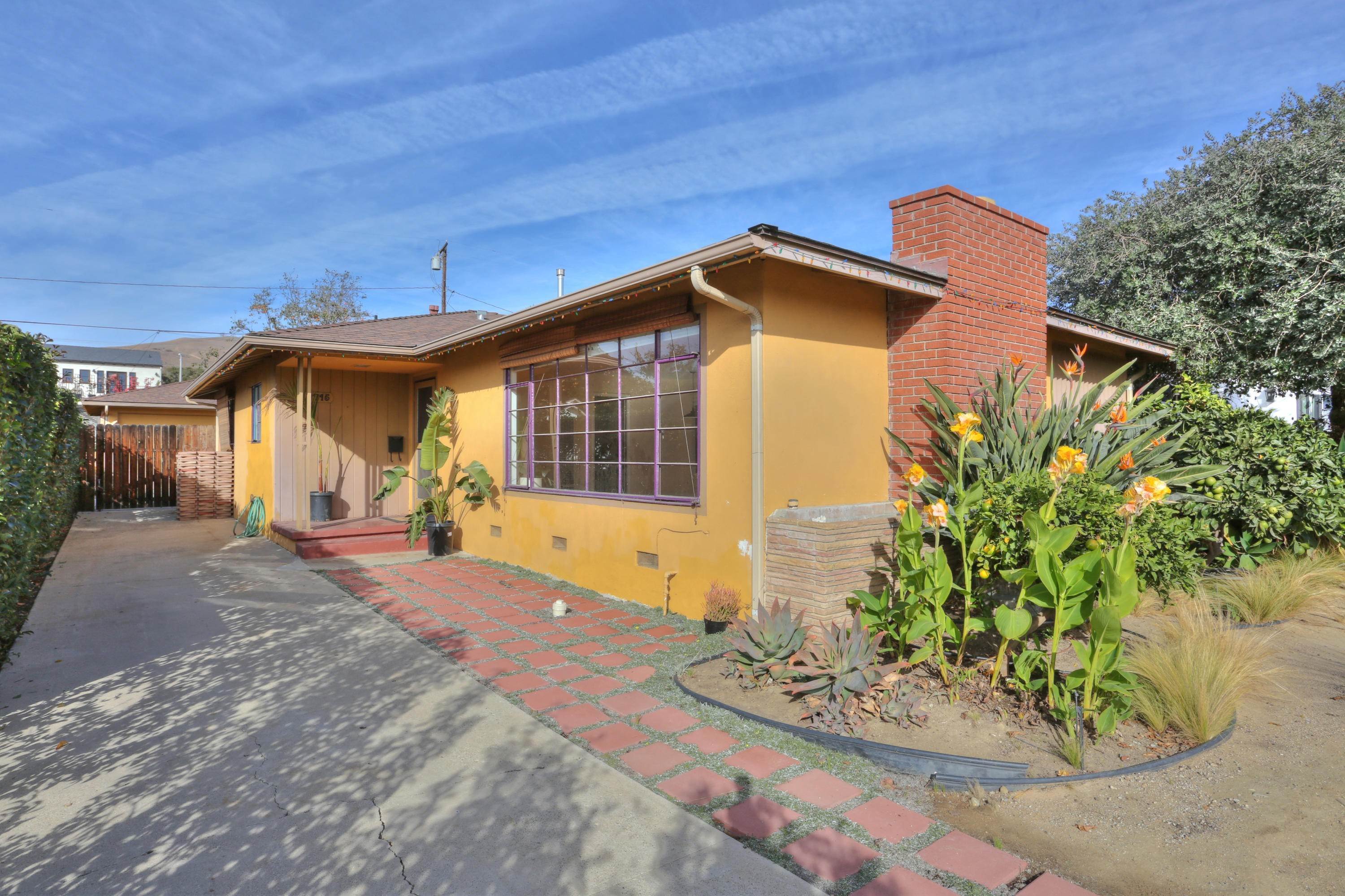 Estate for Sale at 3715 Paloma Drive Ventura, California 93003 United States