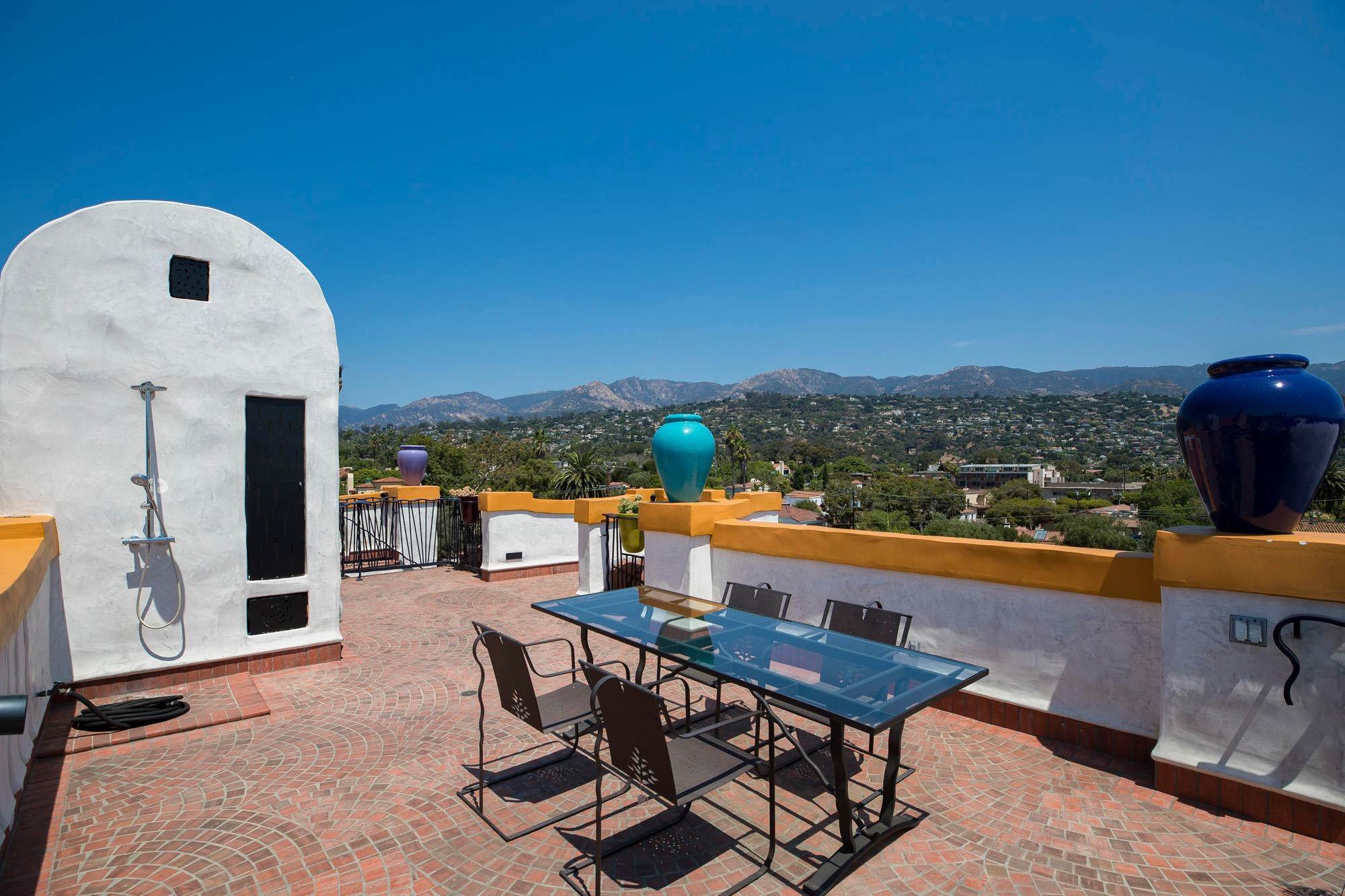 14. Estate at 819 Garden Street Santa Barbara, California 93101 United States