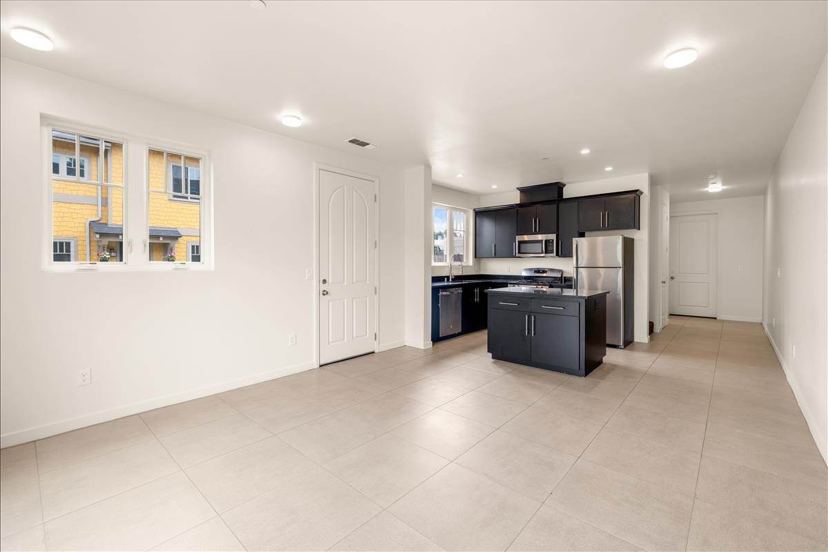 6. Co-op / Condo for Sale at 7388 Calle Real Goleta, California 93117 United States