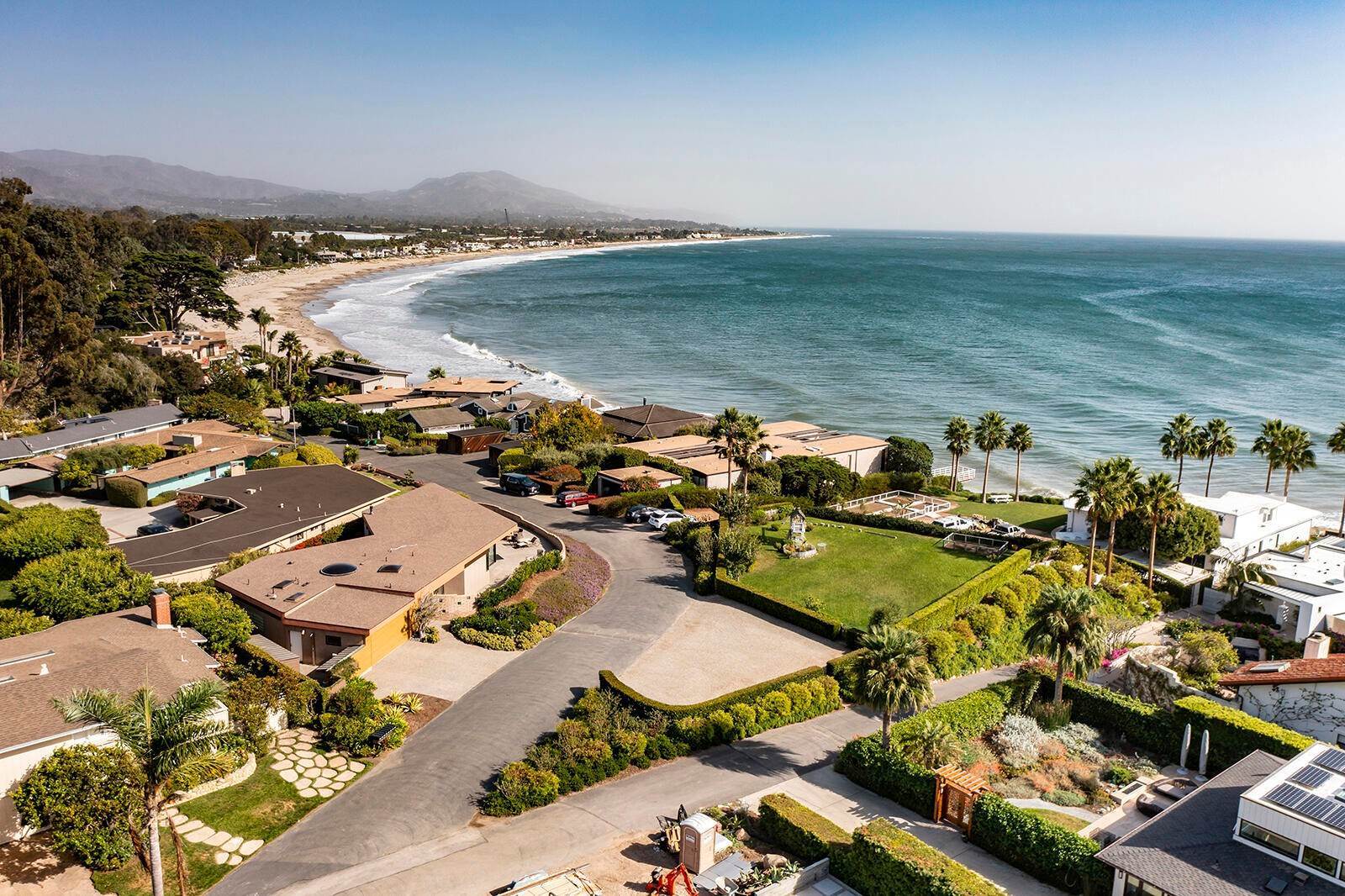 地段/土地 为 销售 在 3280 Beach Club Road 卡平特里亚, 加利福尼亚州 93013 美国