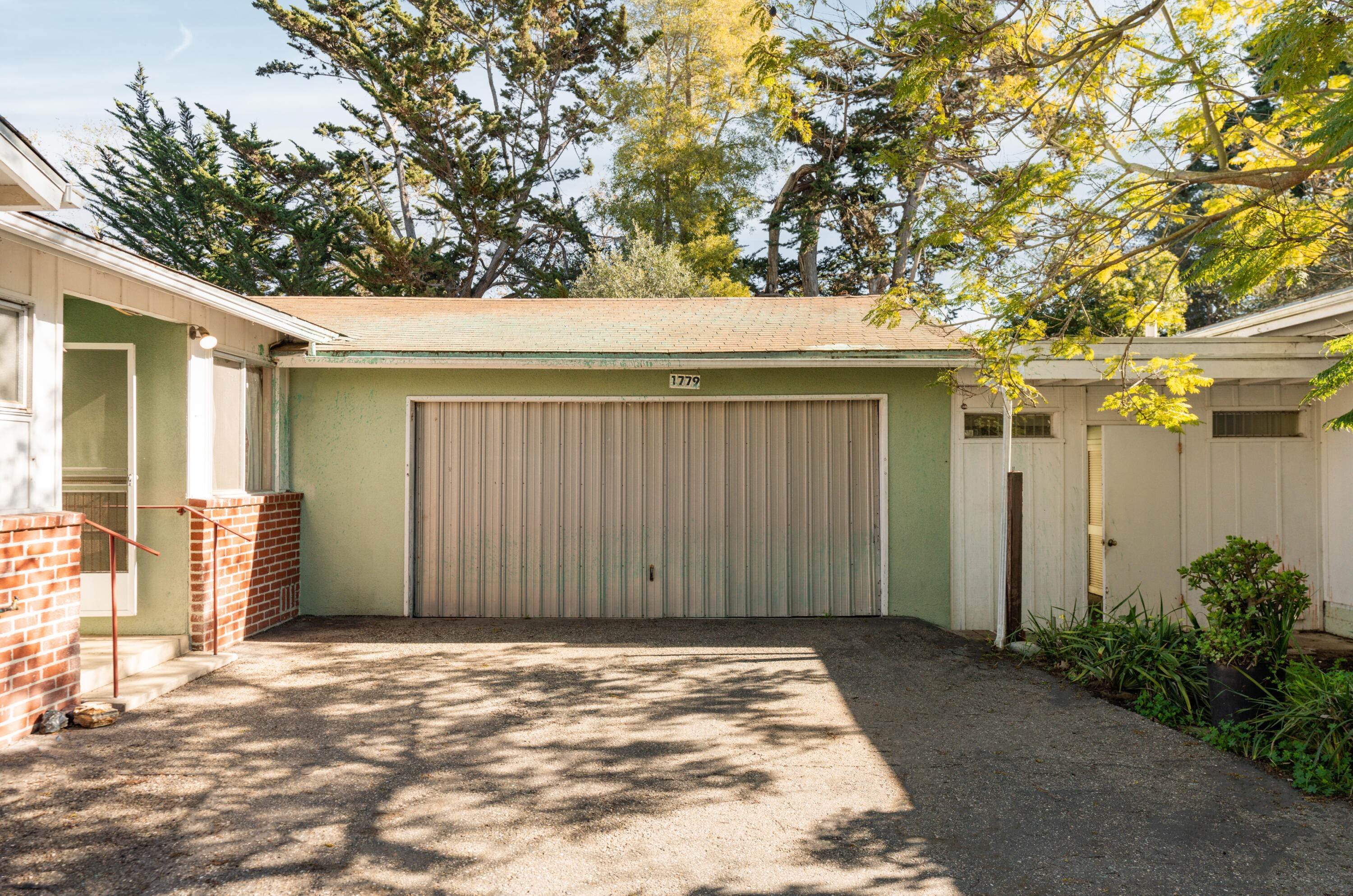15. Estate for Sale at 1779 San Leandro Santa Barbara, California 93108 United States