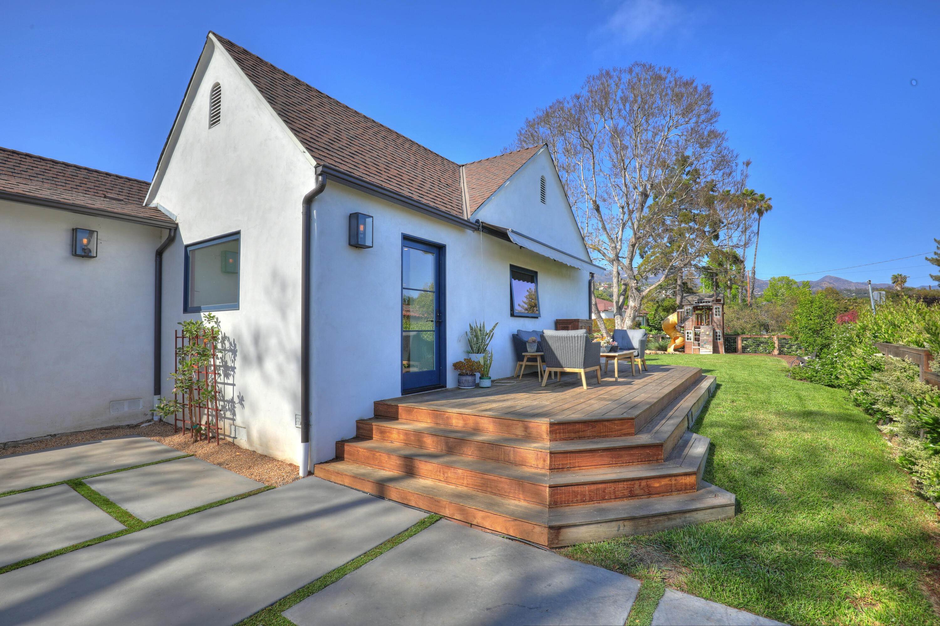 22. Estate for Sale at 203 Calle Manzanita Santa Barbara, California 93105 United States