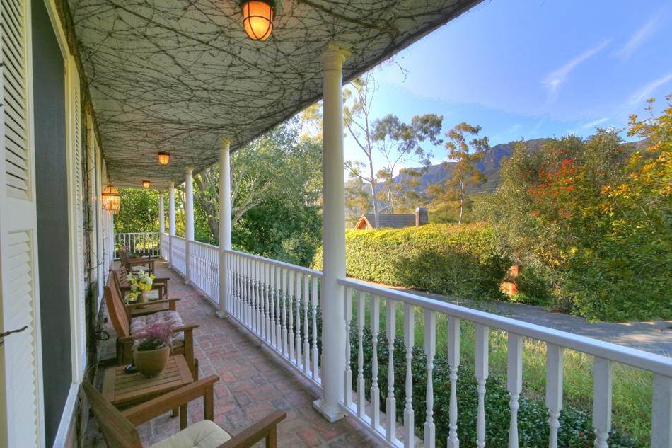 Estate at 2725 Macadamia Lane Montecito, California 93108 United States