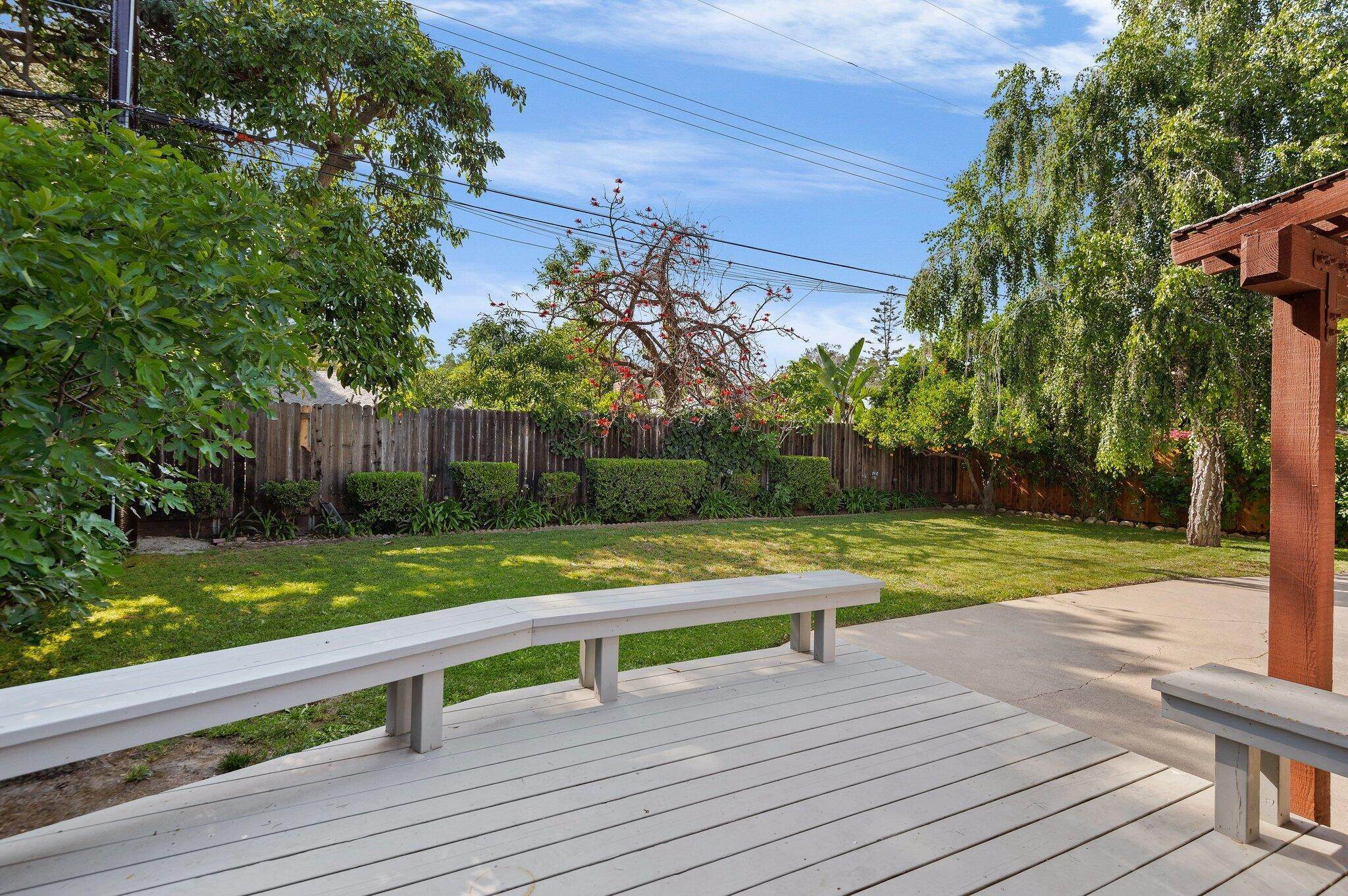 15. Estate for Sale at 361 Apple Grove Lane Santa Barbara, California 93105 United States