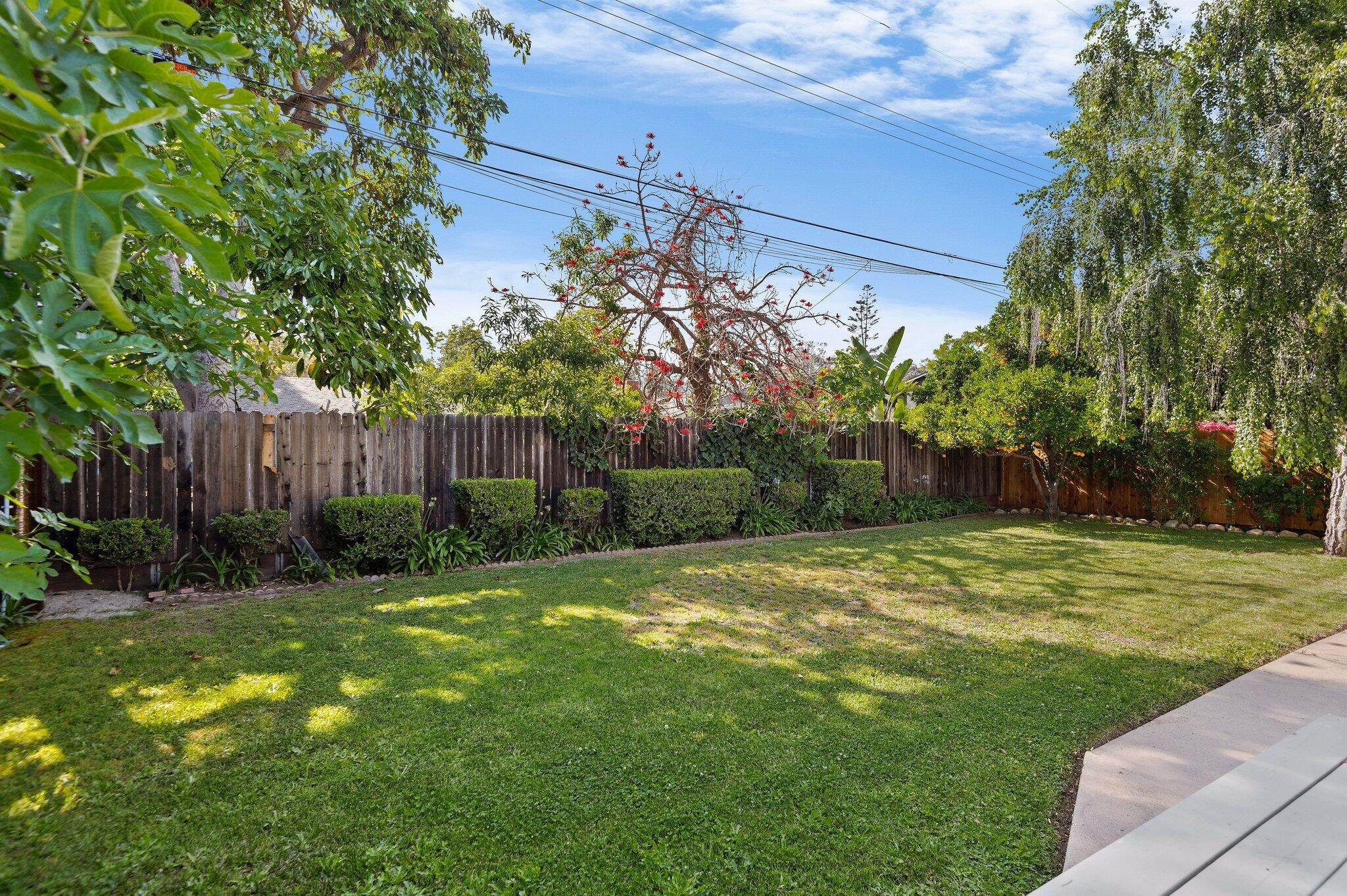 16. Estate for Sale at 361 Apple Grove Lane Santa Barbara, California 93105 United States