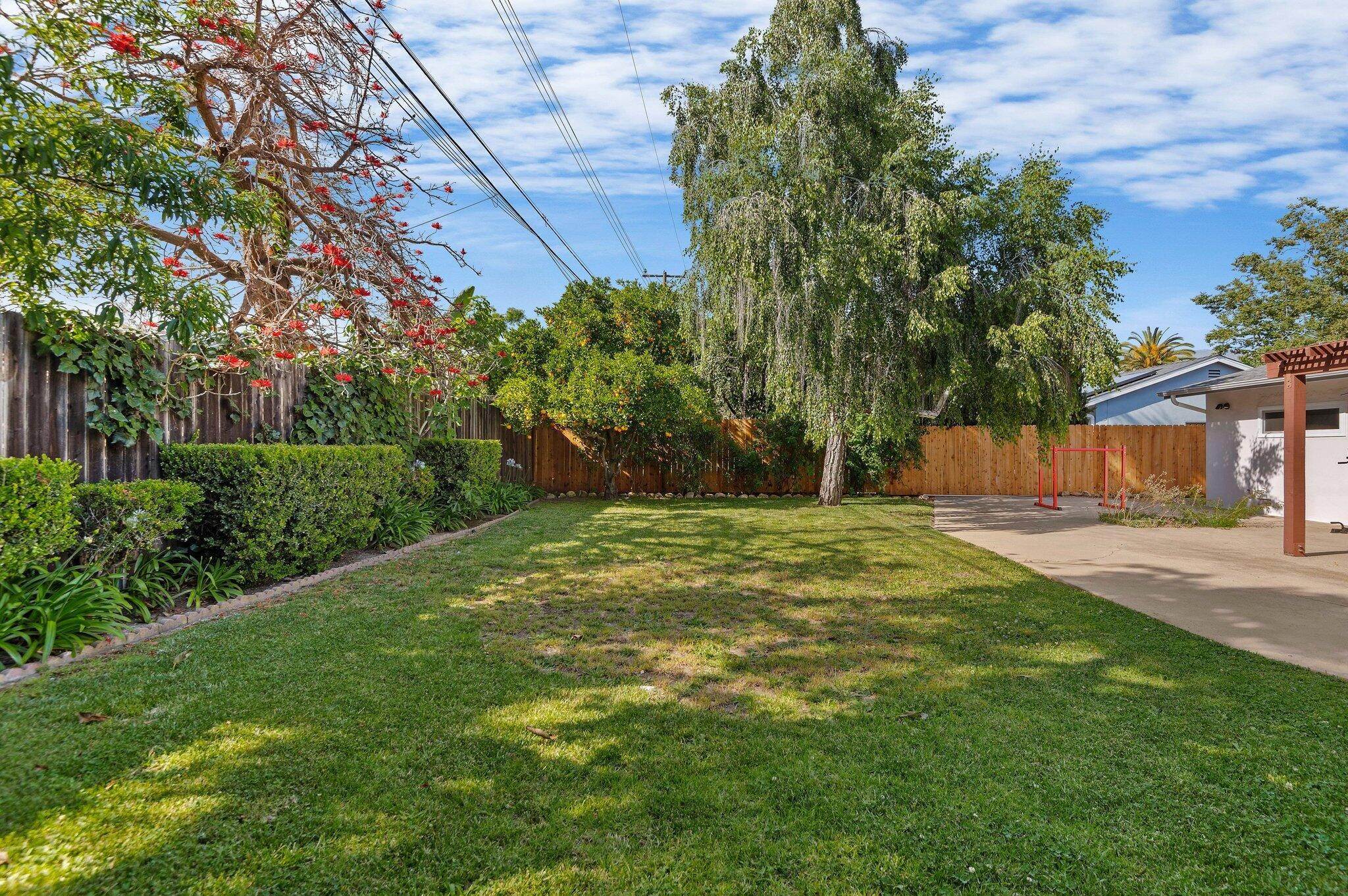 17. Estate for Sale at 361 Apple Grove Lane Santa Barbara, California 93105 United States