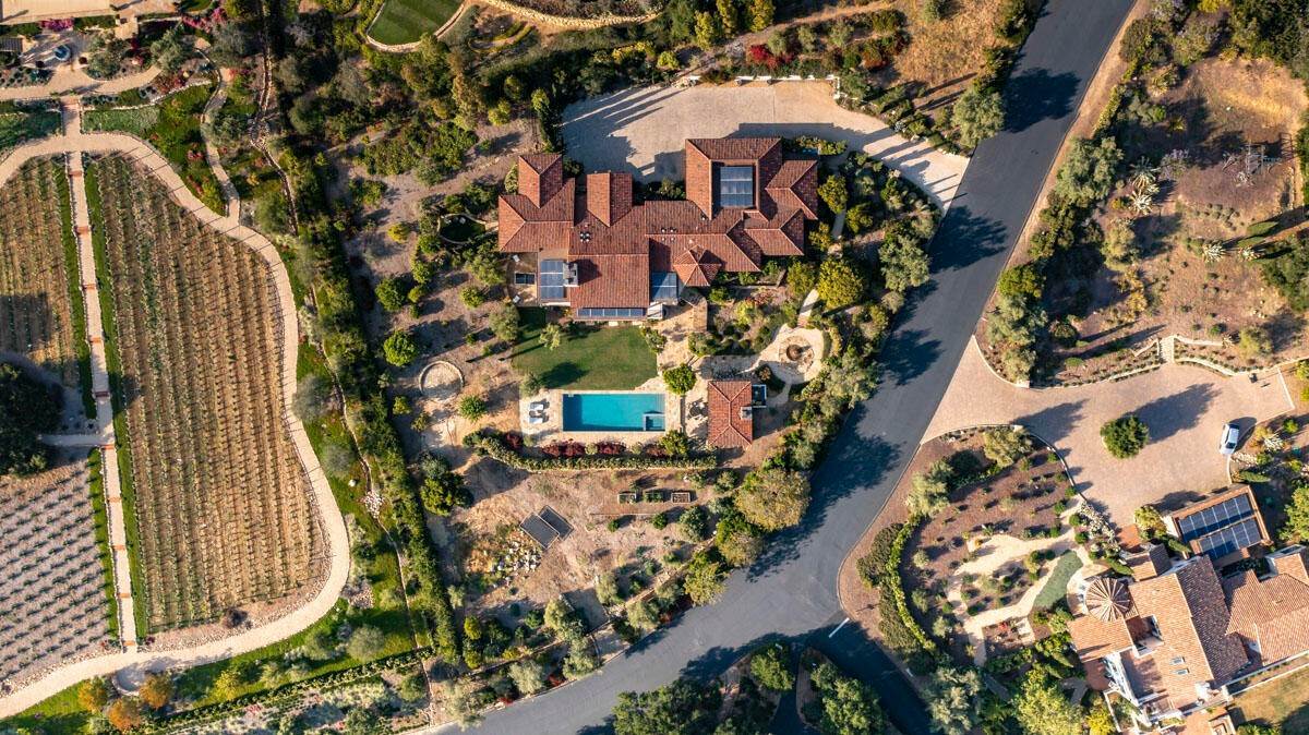 30. Estate at 1775 Jelinda Drive Montecito, California 93108 United States