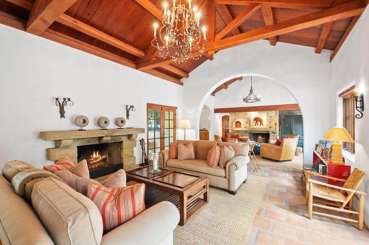 6. Estate for Sale at 920 Hot Springs Road Montecito, California 93108 United States