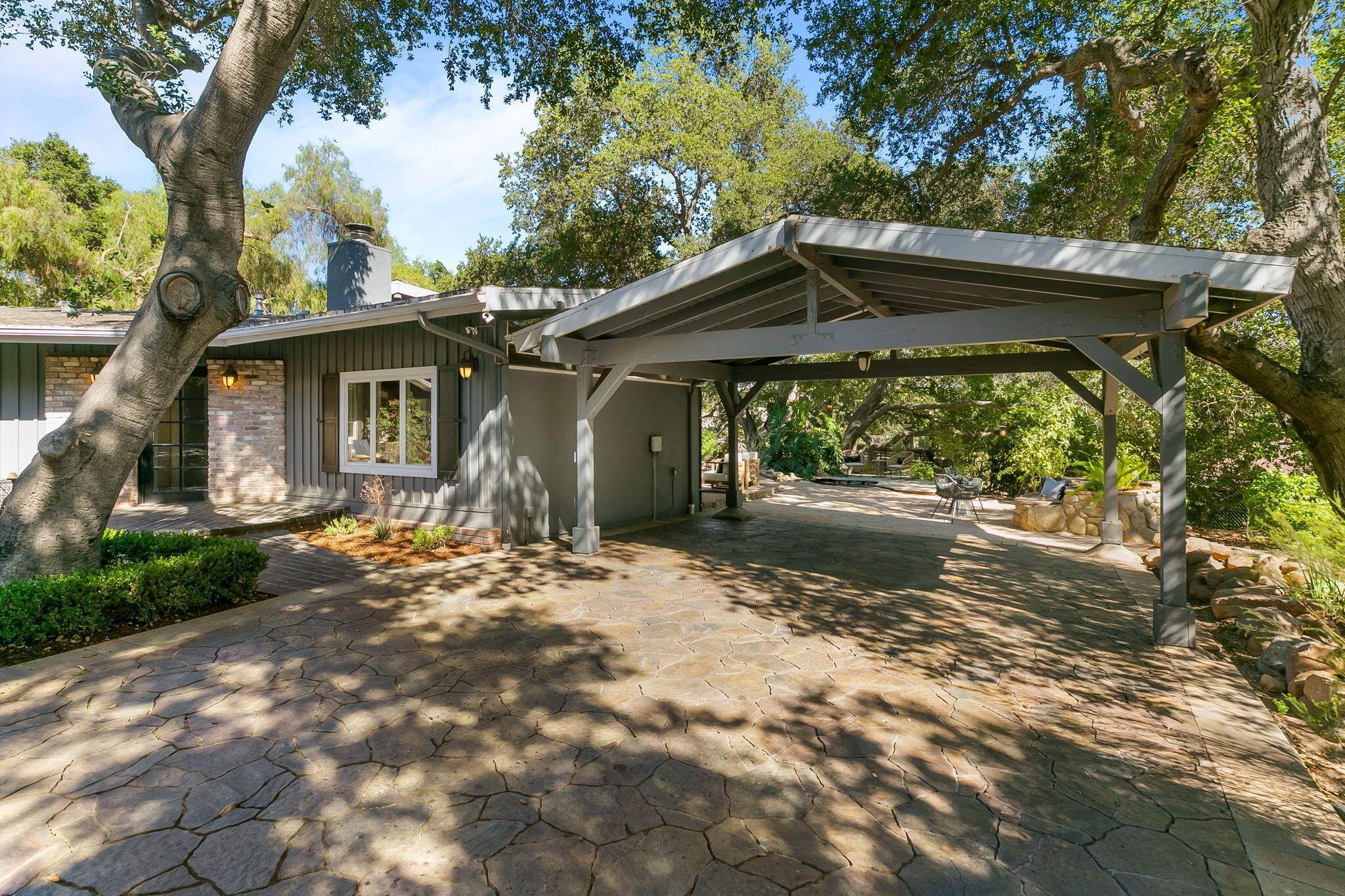 3. Estate for Sale at 1434 Foothill Road Ojai, California 93023 United States