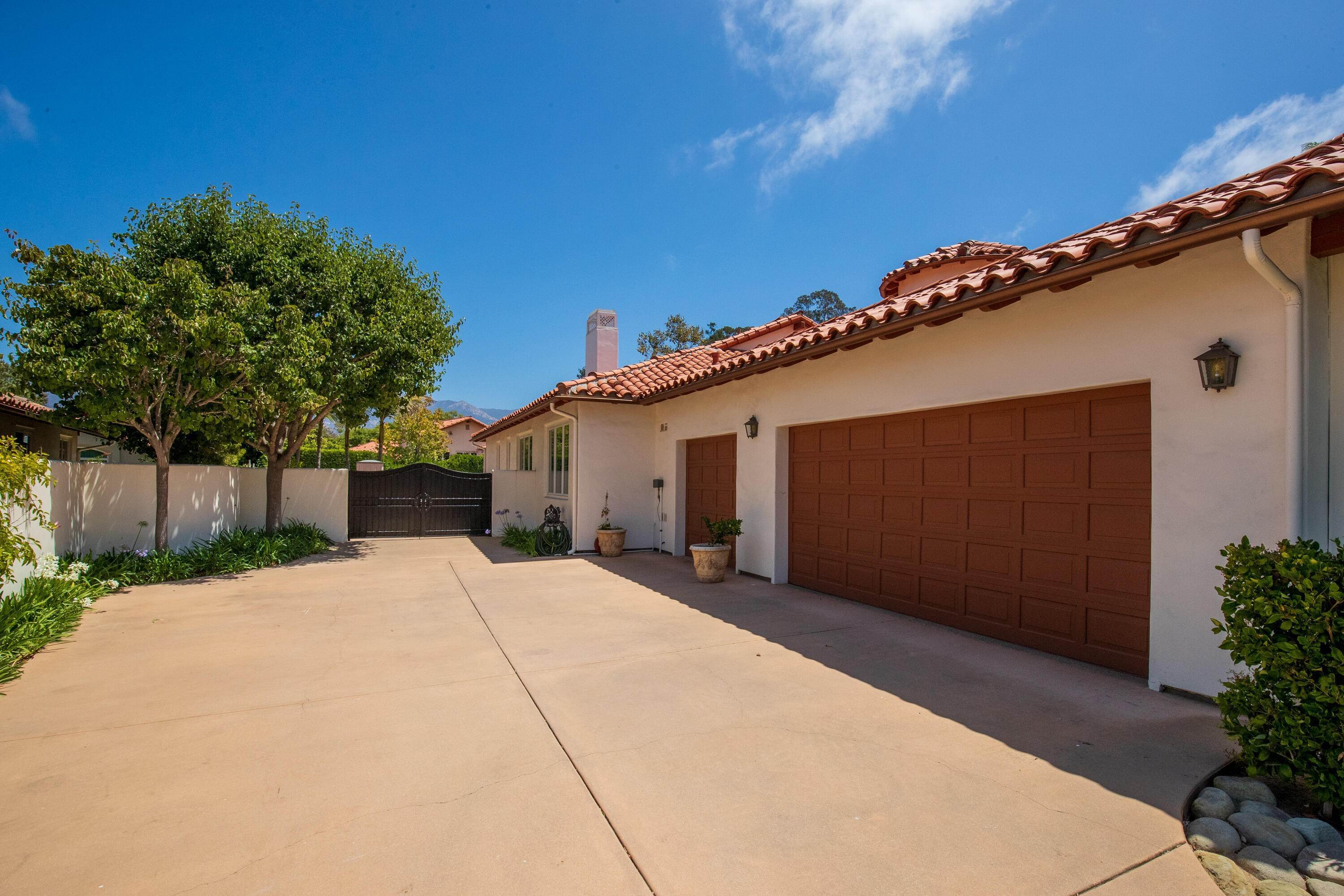 33. Estate for Sale at 4669 Vintage Ranch Lane Santa Barbara, California 93110 United States