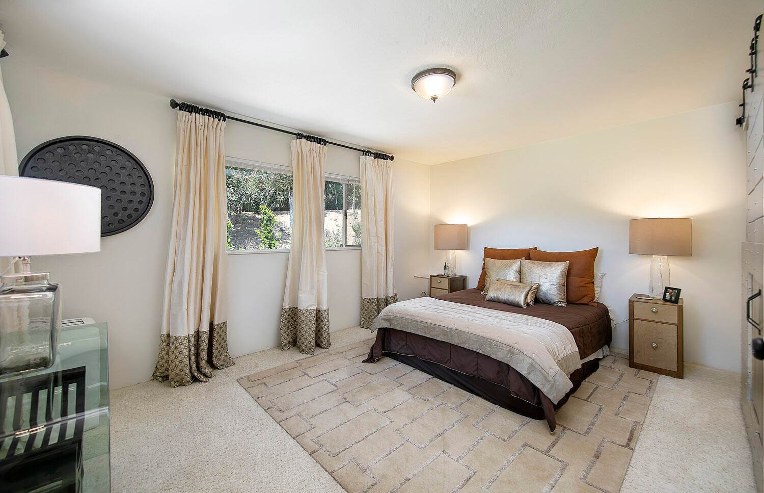 9. Estate for Sale at 802 Oak Grove Drive Montecito, California 93108 United States