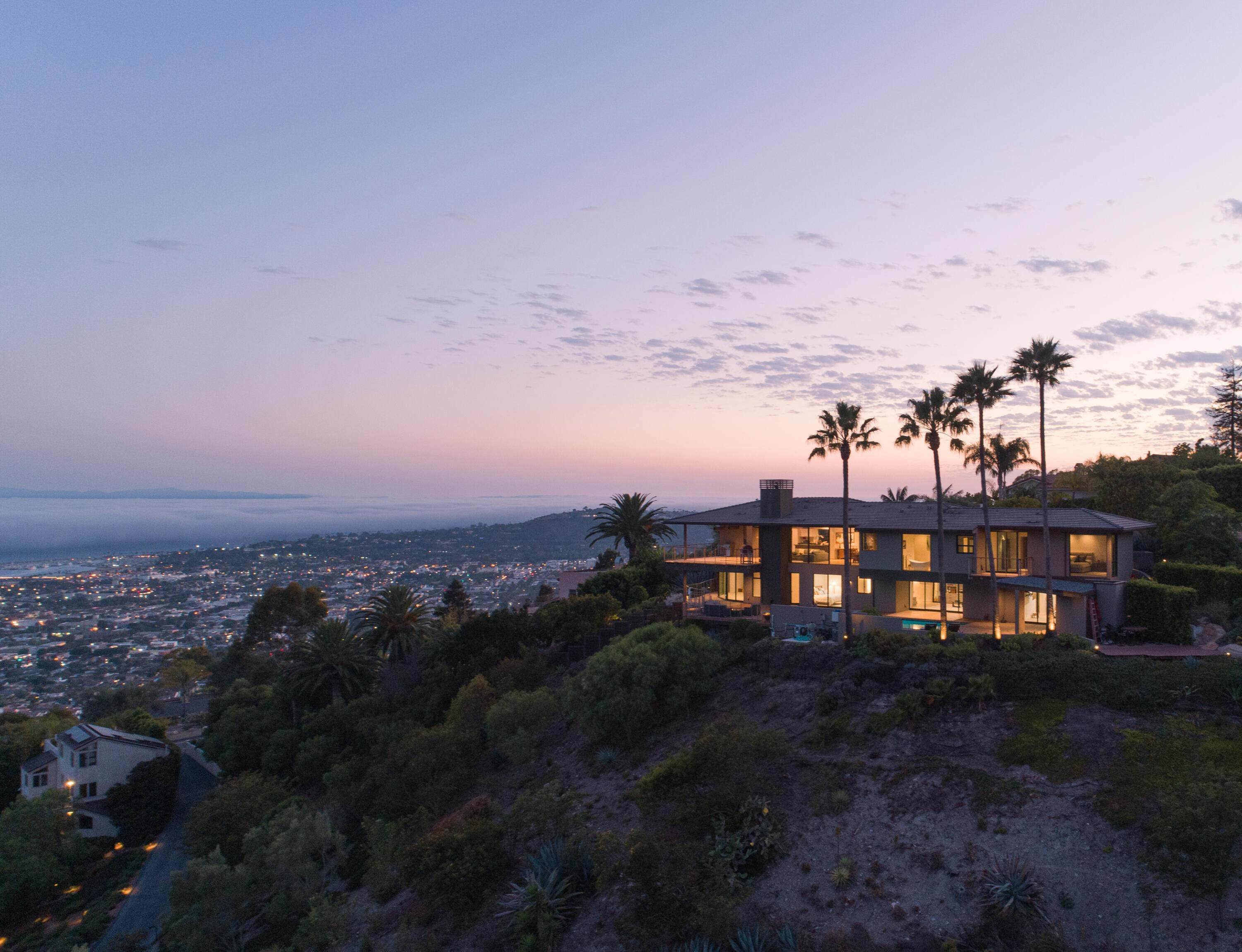 38. Estate for Sale at 20 Camino Verde Santa Barbara, California 93103 United States