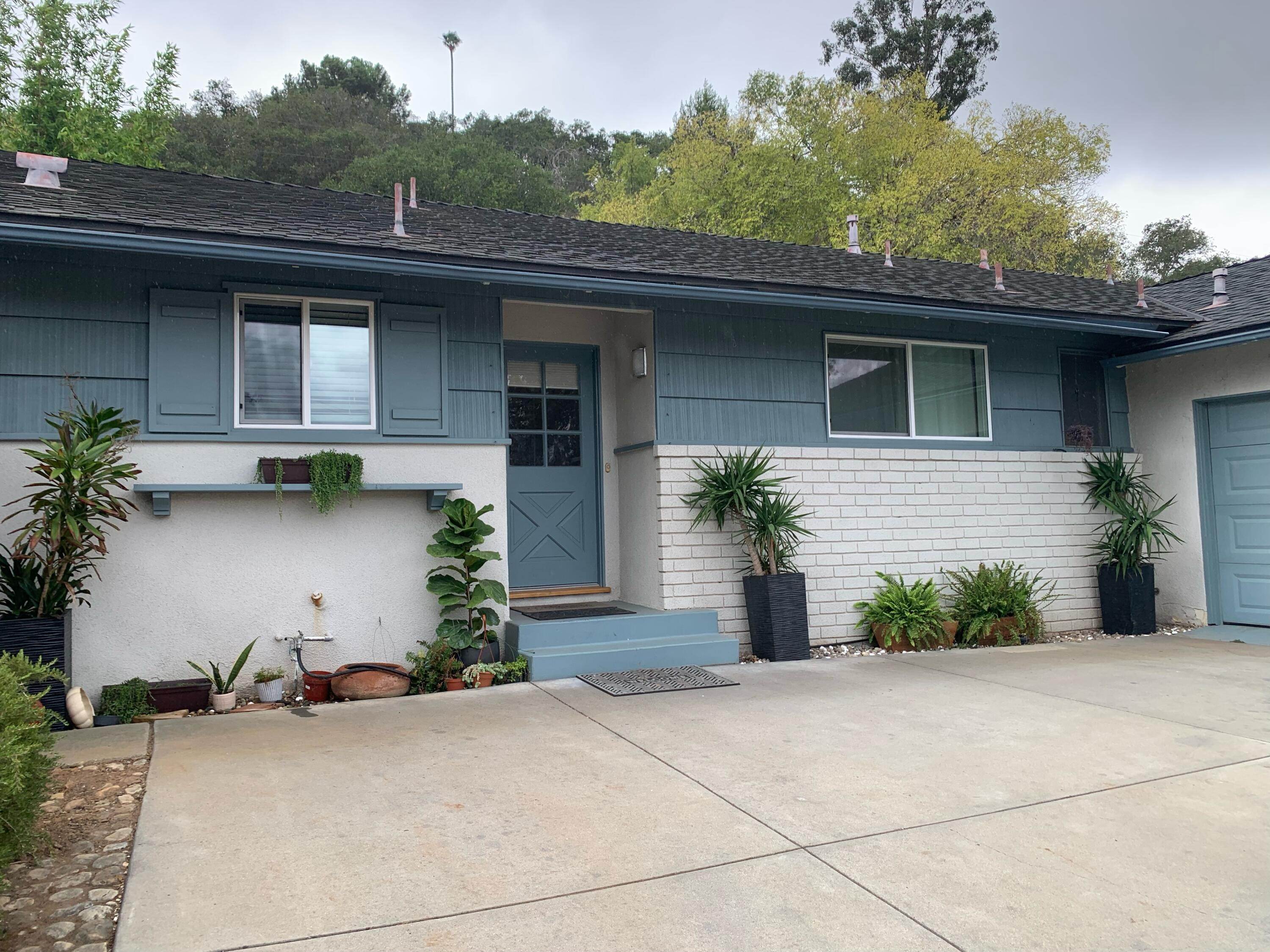 2. Estate at 2523 Hacienda Drive Santa Barbara, California 93105 United States