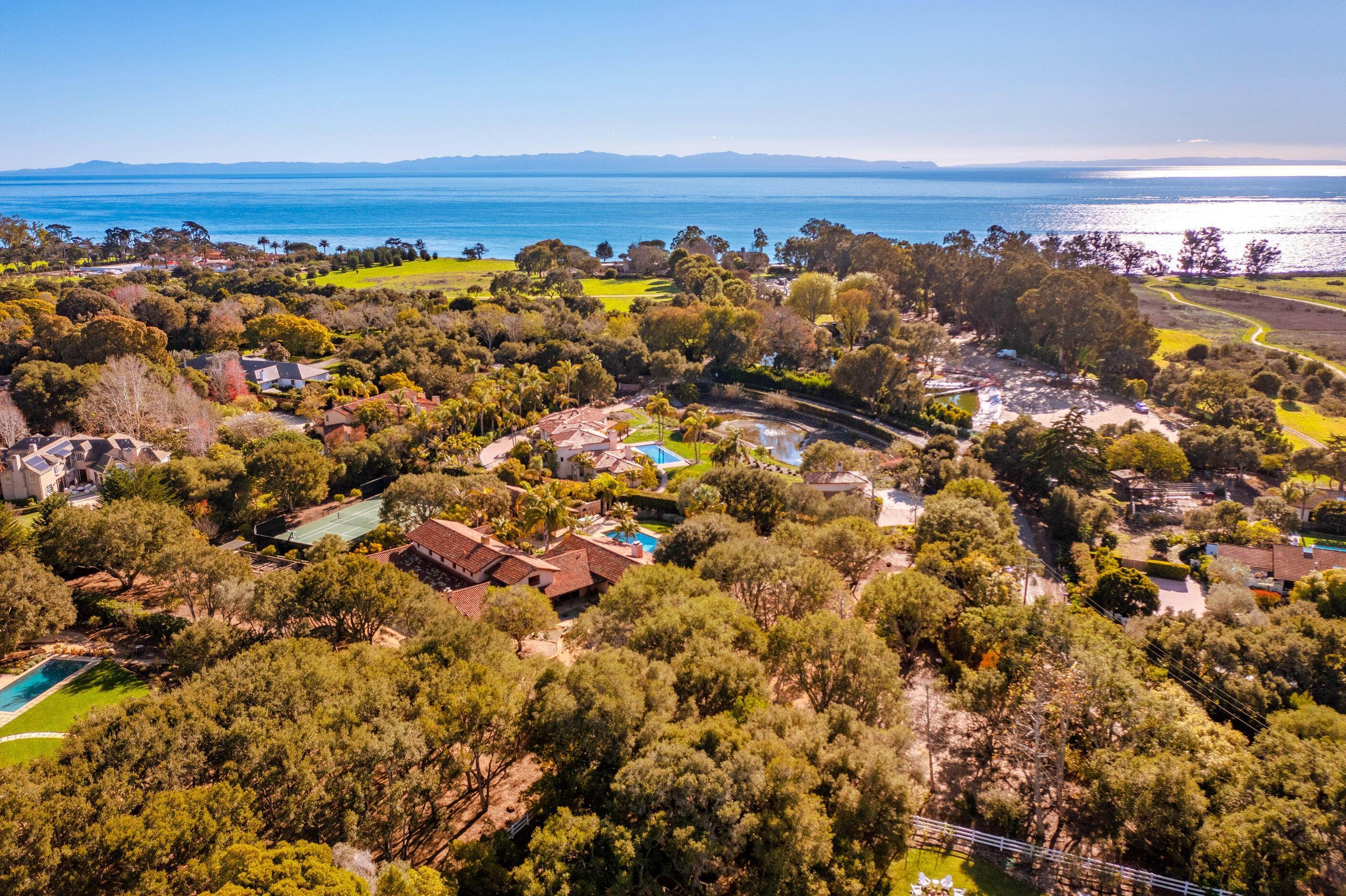 1. Estate for Sale at 4680 Via Roblada Santa Barbara, California 93110 United States