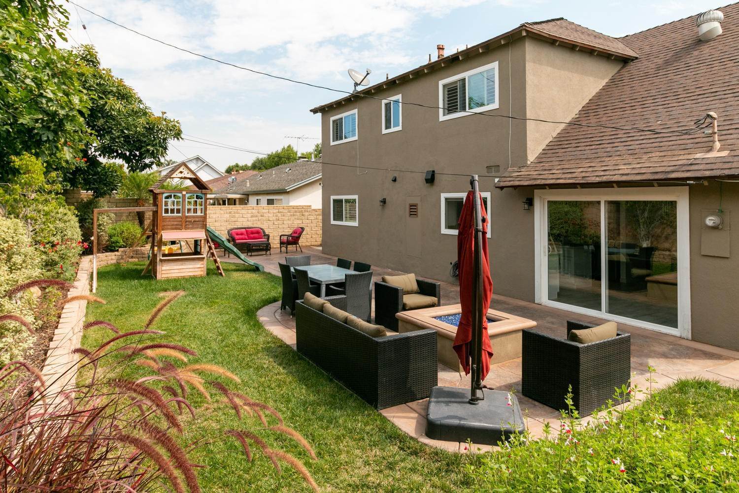 29. Single Family Homes at 1955 Sunridge Drive Ventura, California 93003 United States