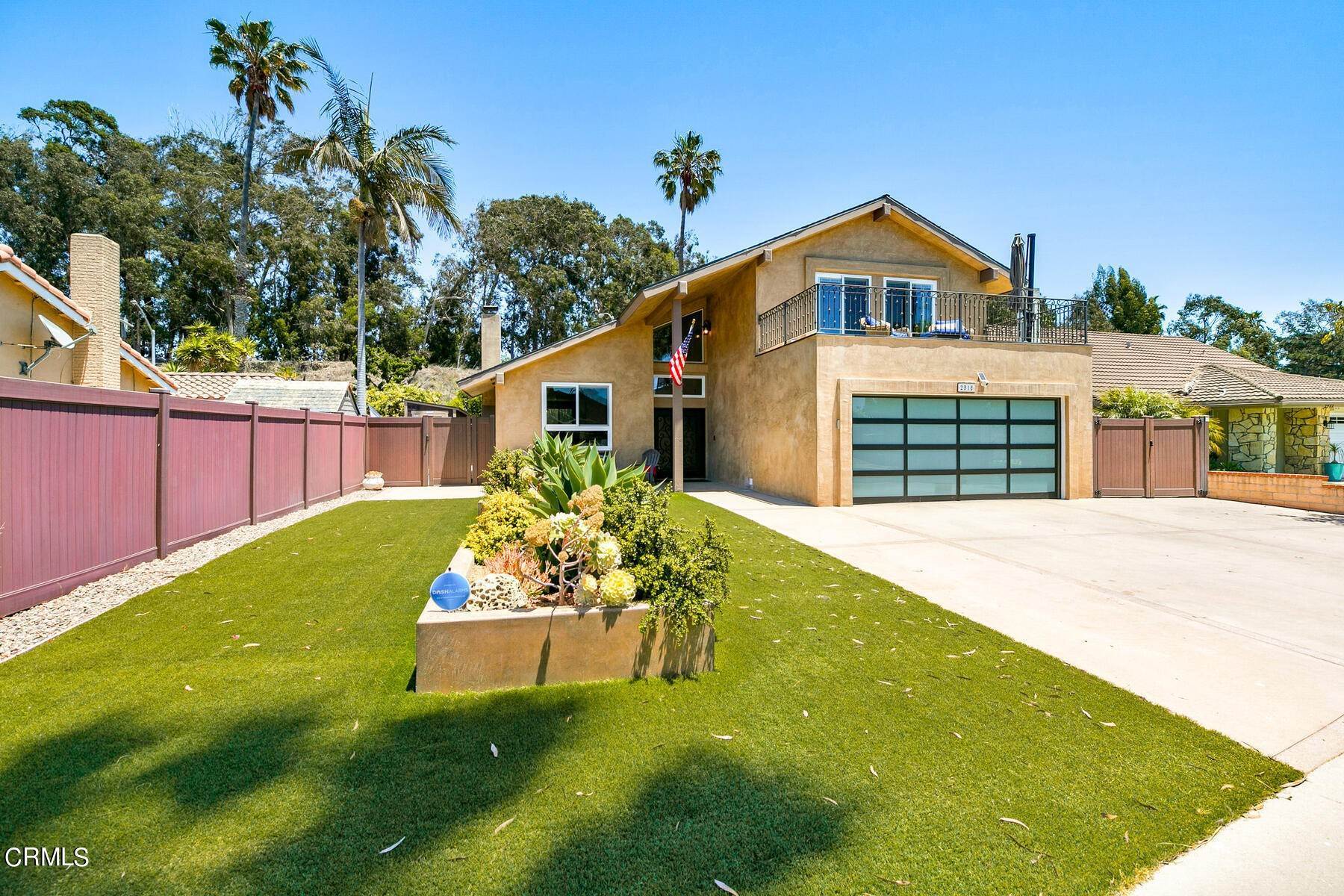 9. Single Family Homes at 2916 Seaview Avenue Ventura, California 93001 United States