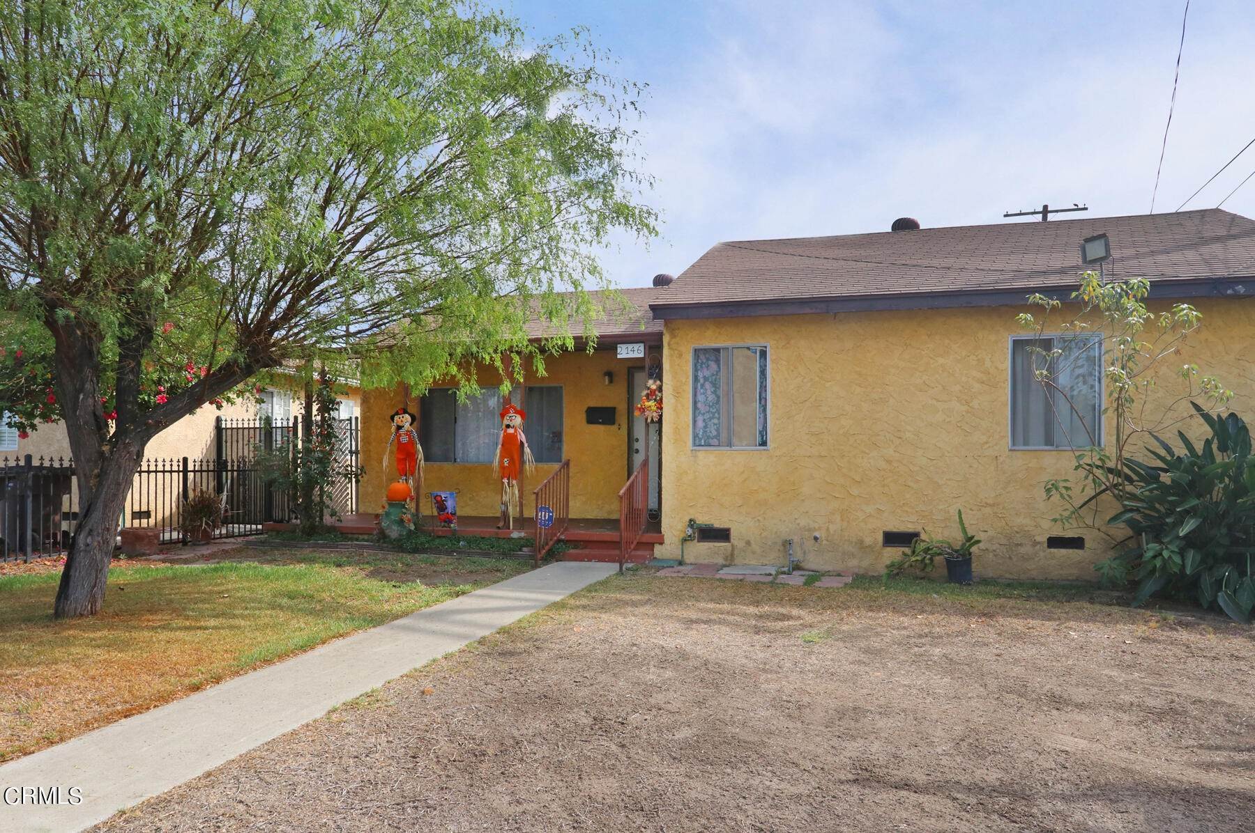 Single Family Homes 为 销售 在 2146 Cogswell Road El Monte, 加利福尼亚州 91733 美国