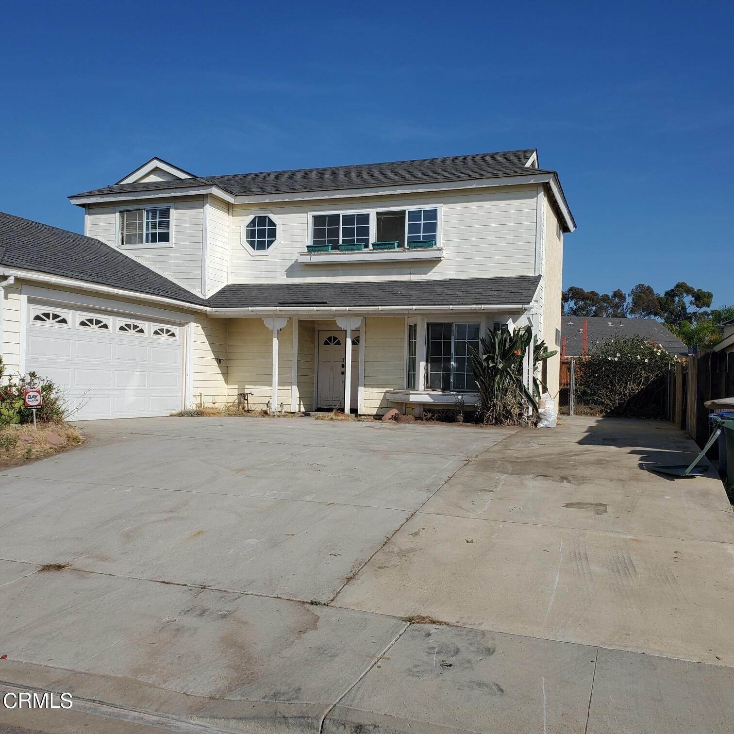 Single Family Homes 为 销售 在 228 Cottonwood Lane Fillmore, 加利福尼亚州 93015 美国