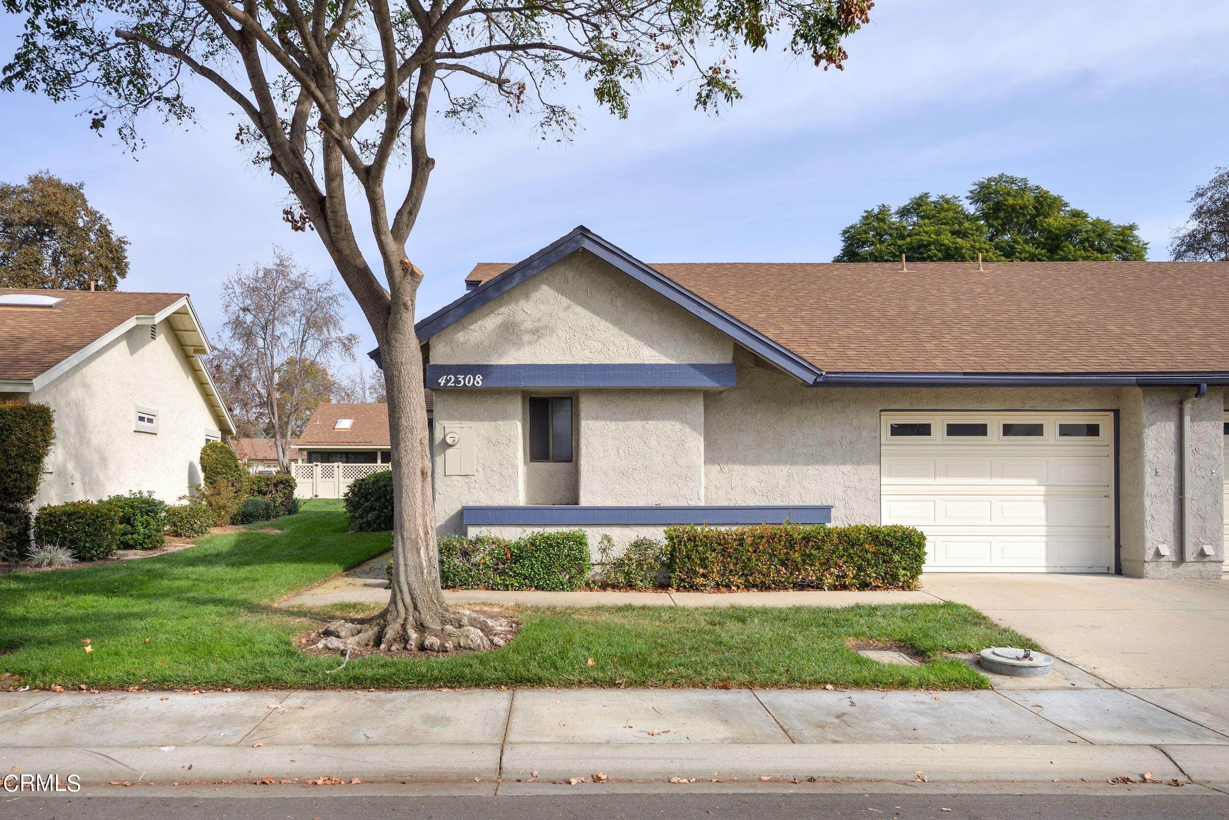 2. Single Family Homes for Sale at 42308 Village 42 Camarillo, California 93012 United States