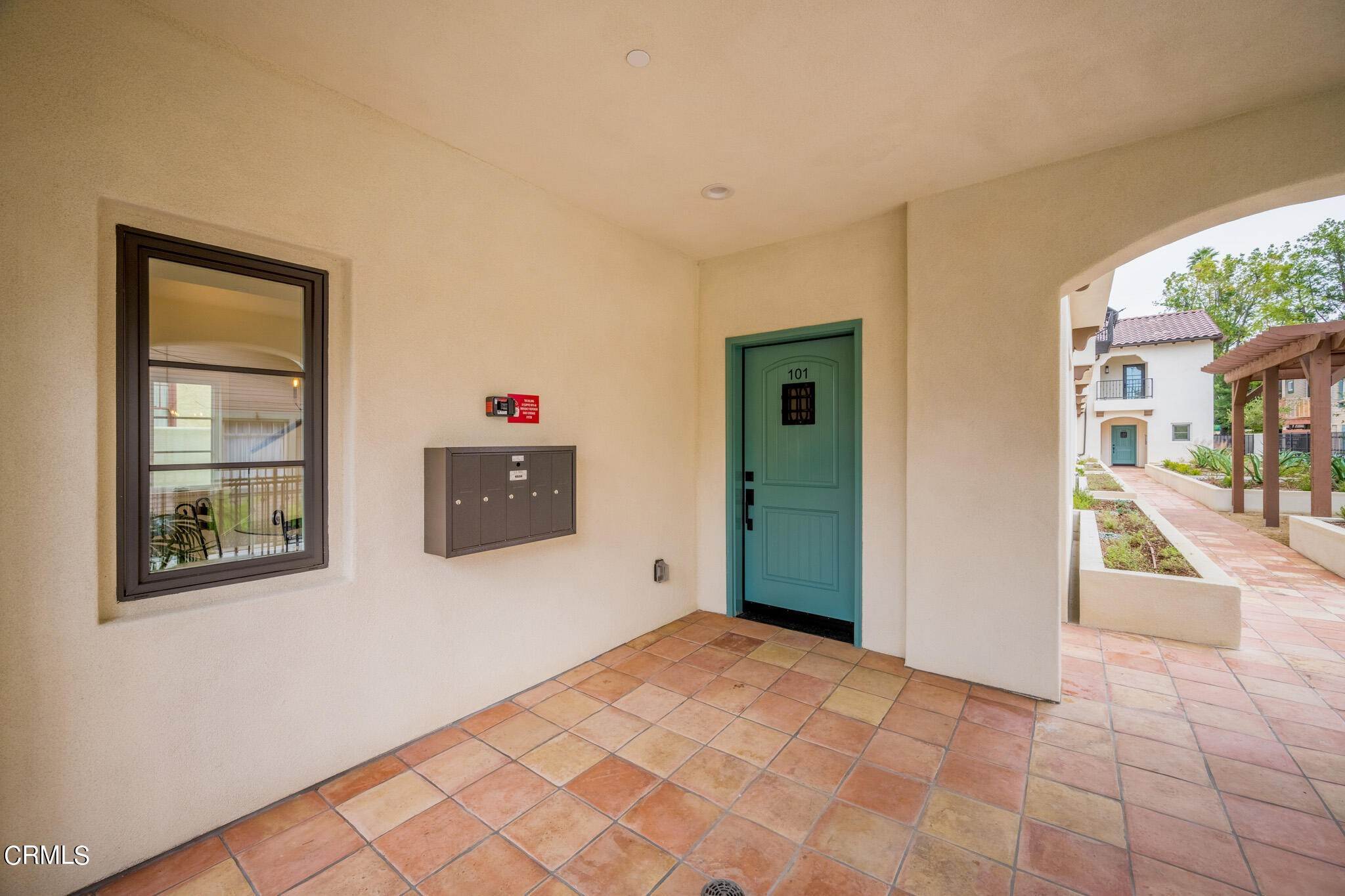 11. townhouses for Sale at 262 North Wilson 101 #101 262 North Wilson 101 Pasadena, California 91106 United States