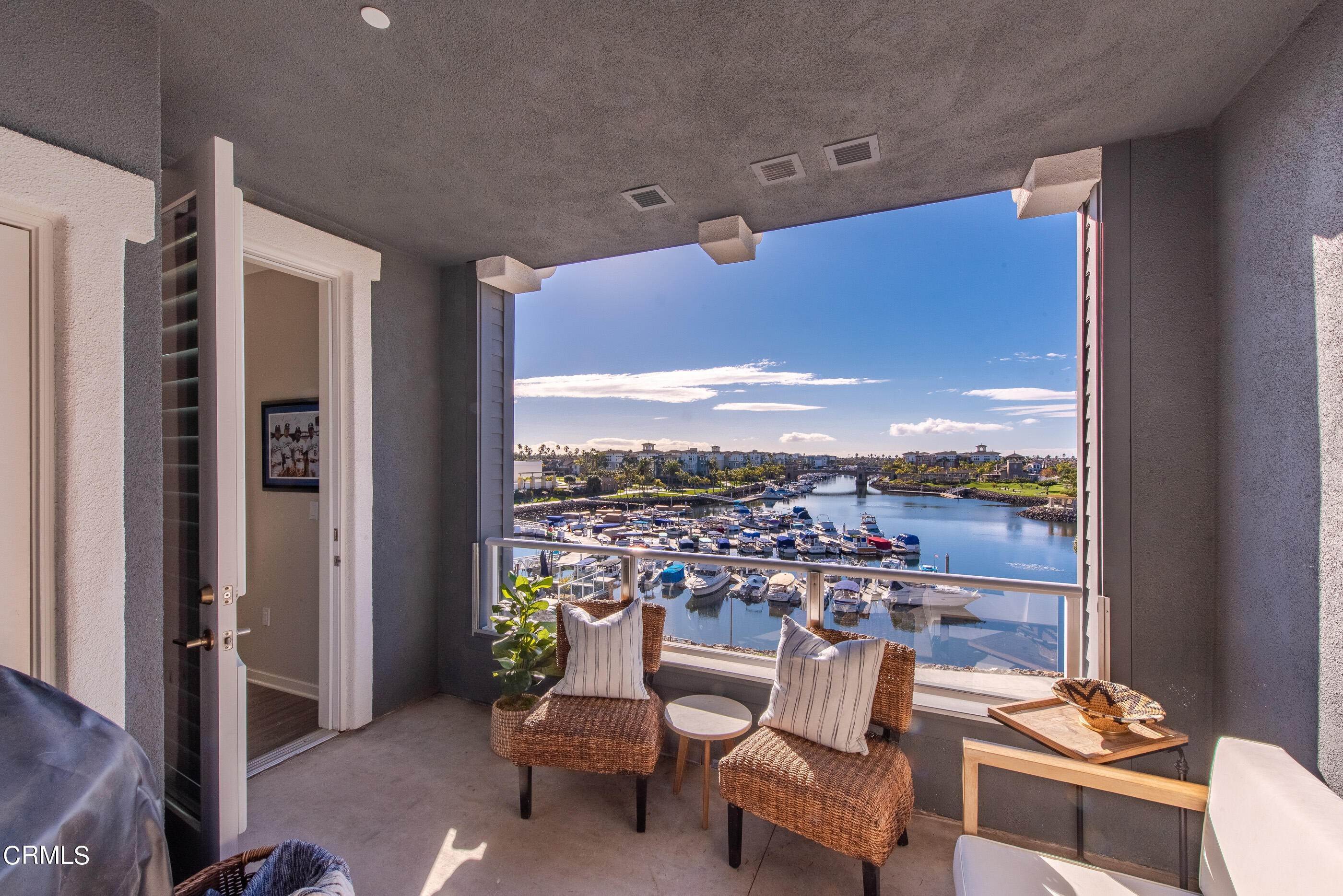 11. Condominiums for Sale at 4048 Tradewinds Drive Oxnard, California 93035 United States