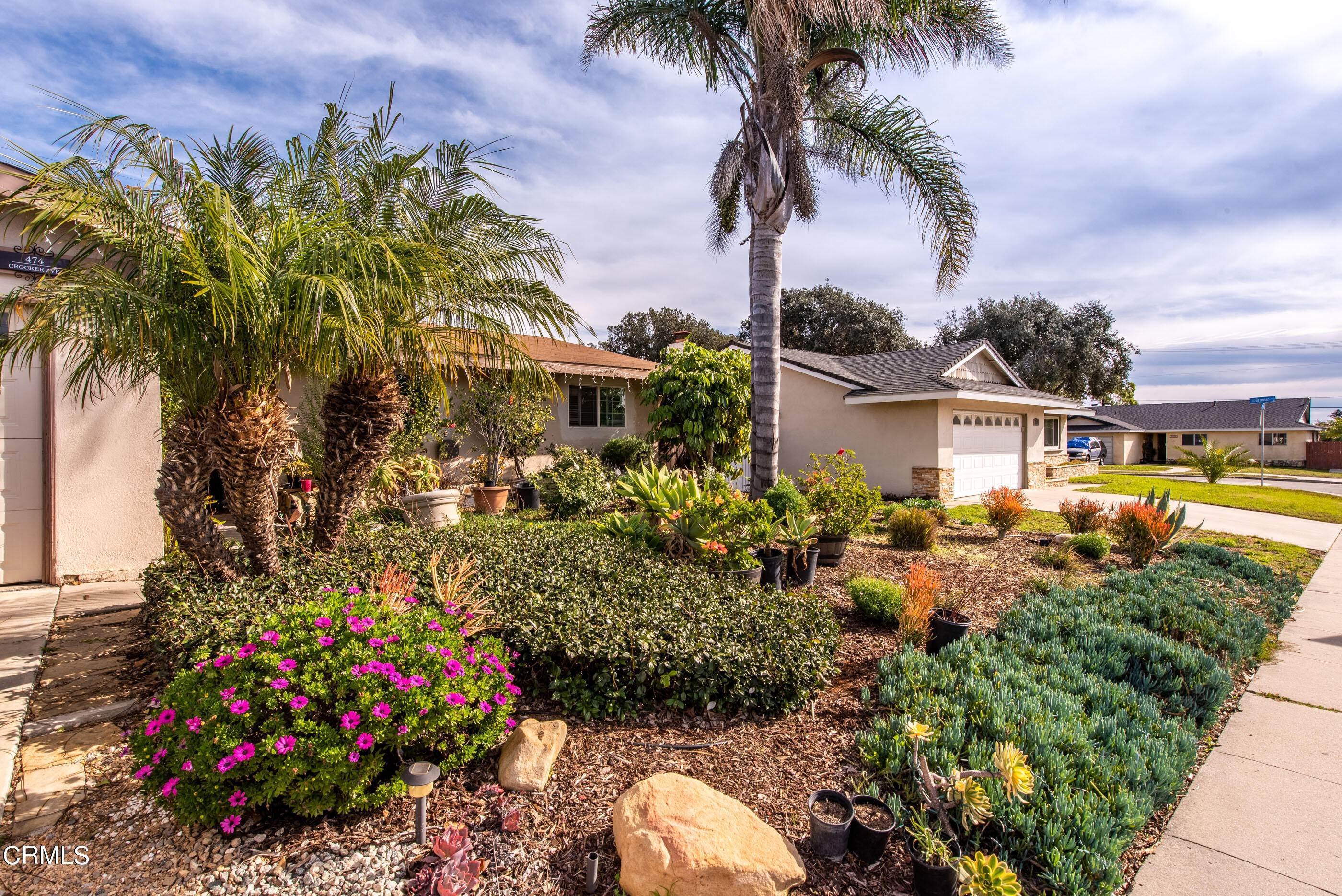 2. Single Family Homes for Sale at 474 South Crocker Avenue Ventura, California 93004 United States