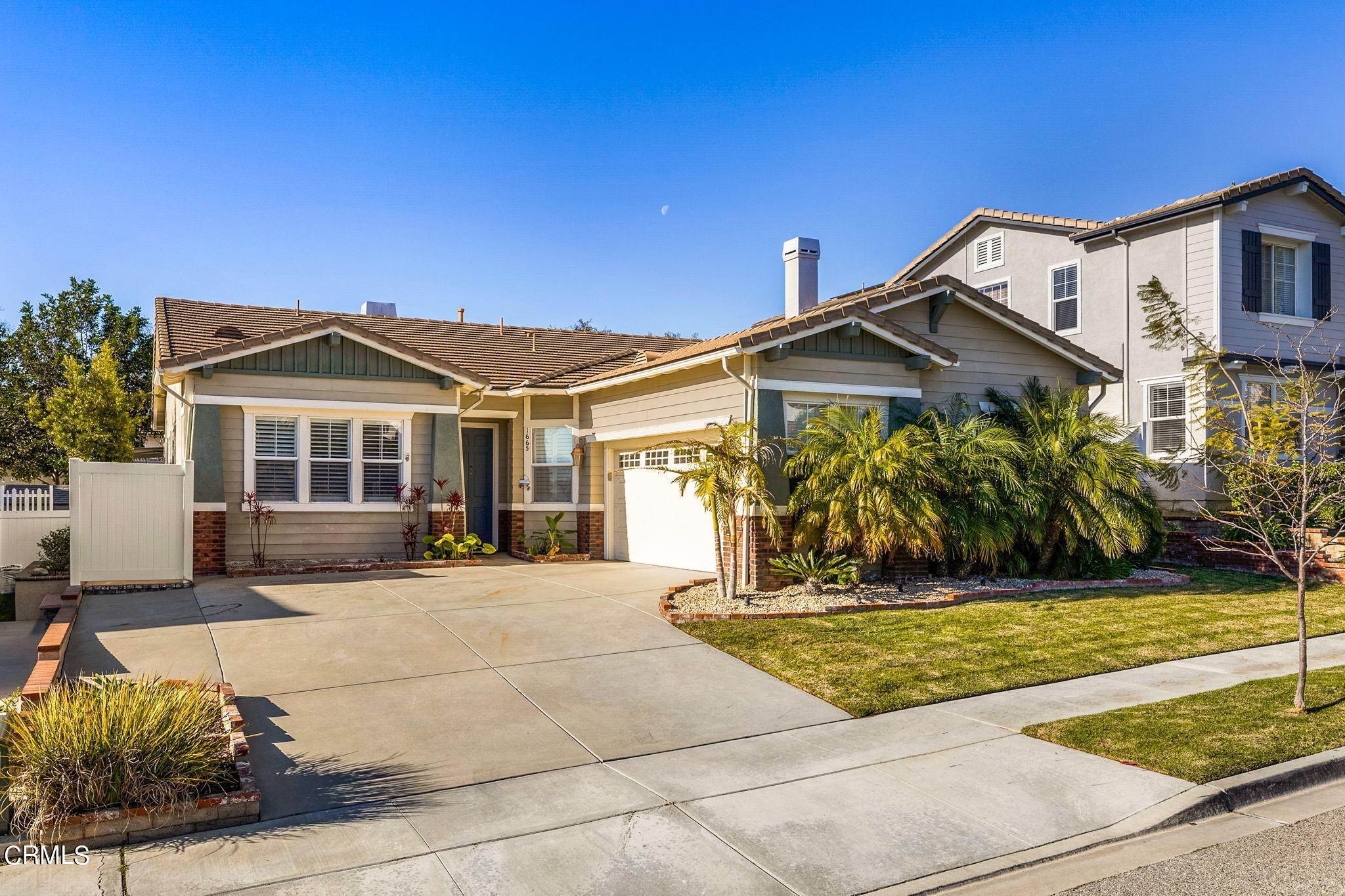Single Family Homes en 1665 Red Rock Avenue Ventura, California 93004 Estados Unidos