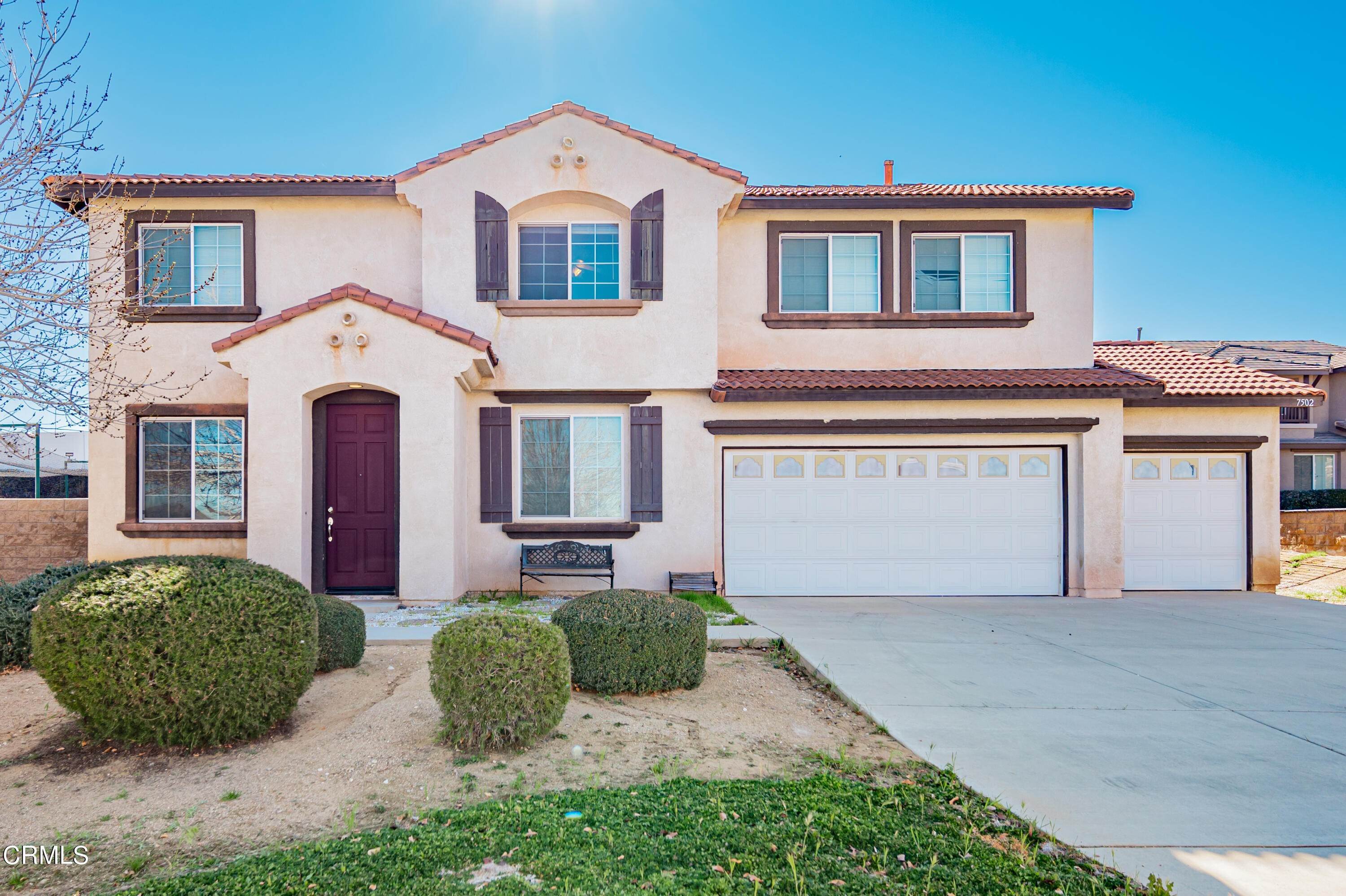 Single Family Homes 为 销售 在 7502 West Avenue L10 兰开斯特, 加利福尼亚州 93536 美国
