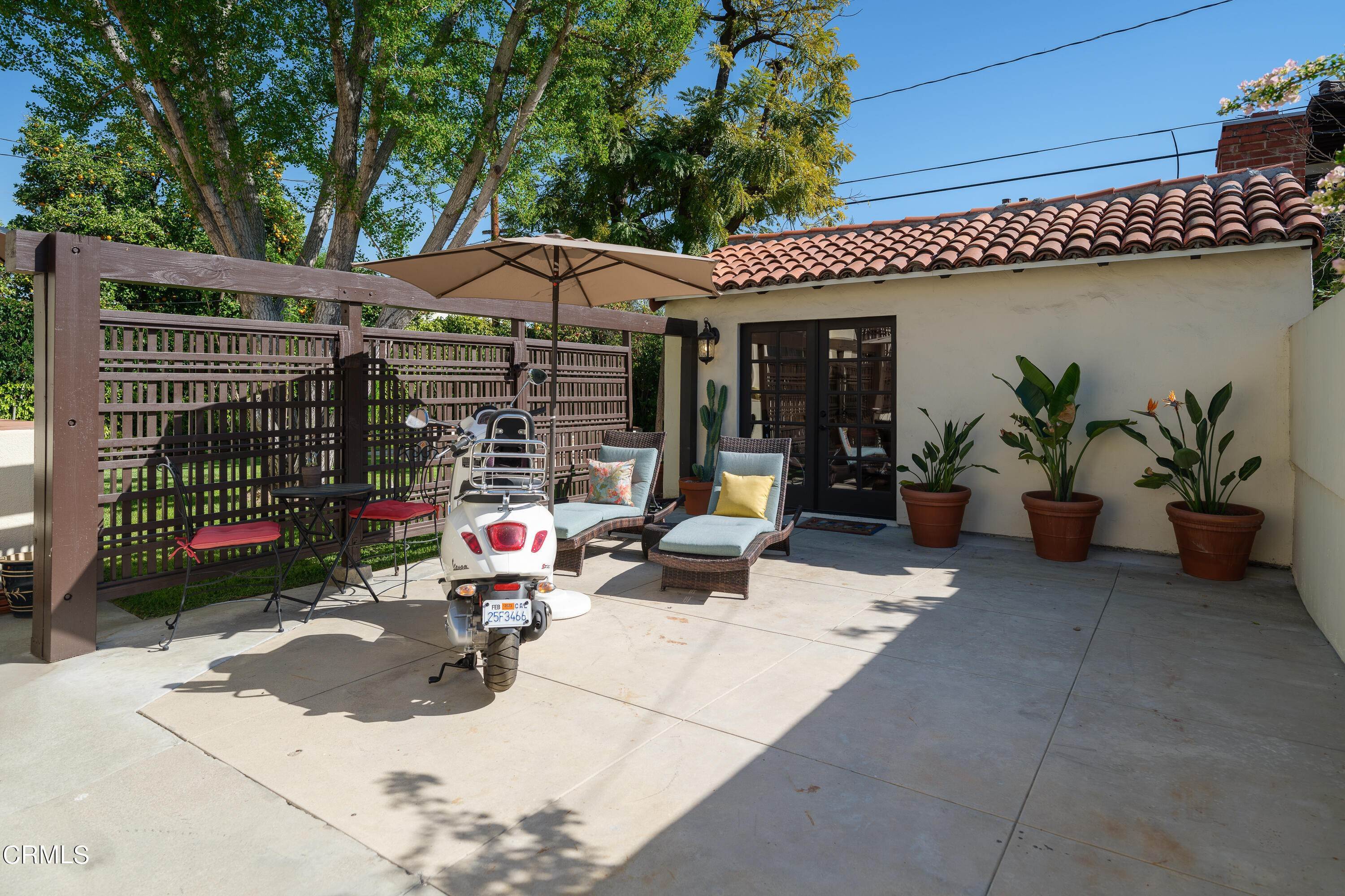 46. Single Family Homes for Sale at 3346 Grayburn Road Pasadena, California 91107 United States