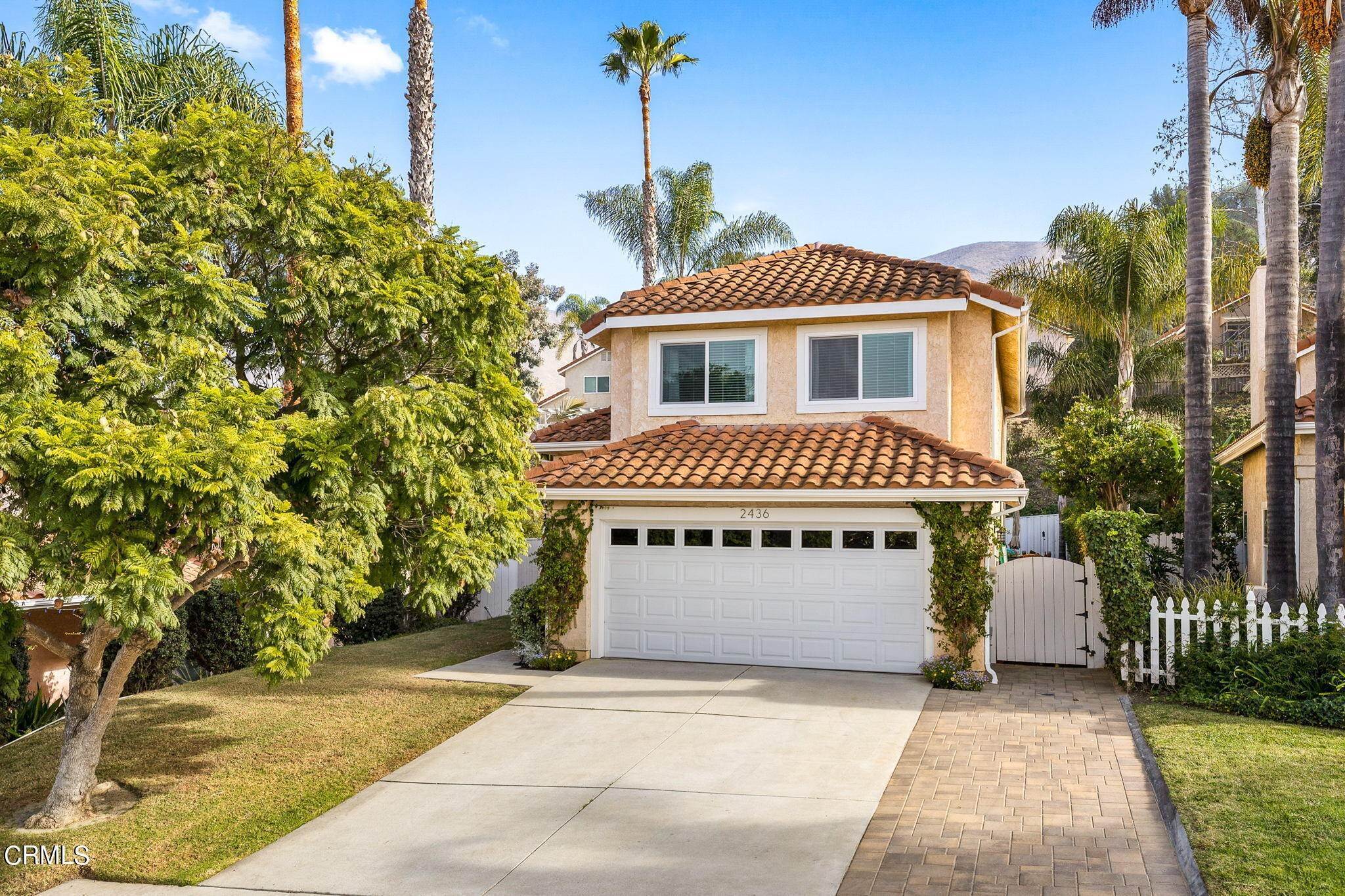 Single Family Homes for Sale at 2436 Tuscarora Avenue Ventura, California 93001 United States