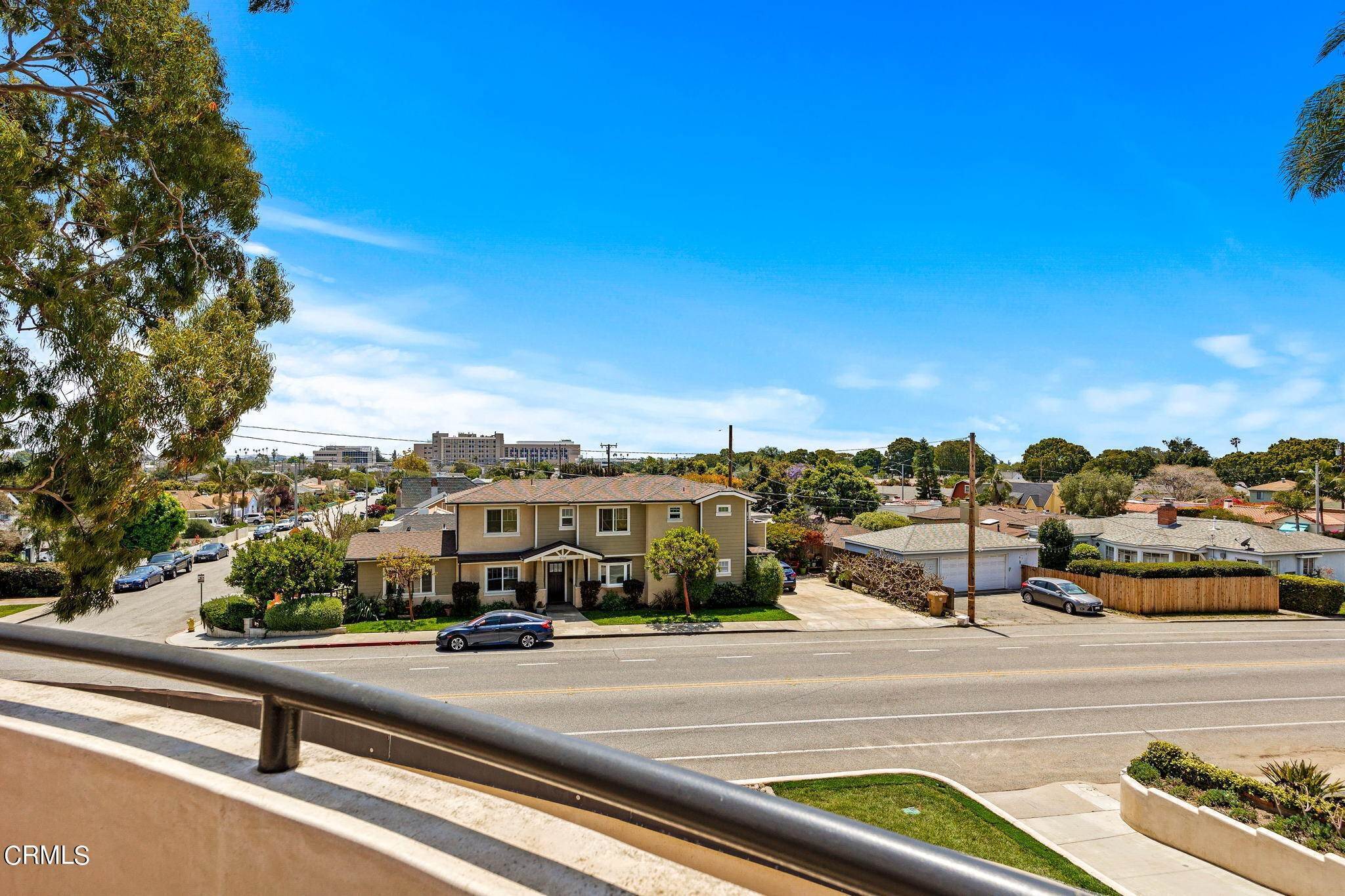 35. Single Family Homes for Sale at 2733 Poli Street Ventura, California 93003 United States