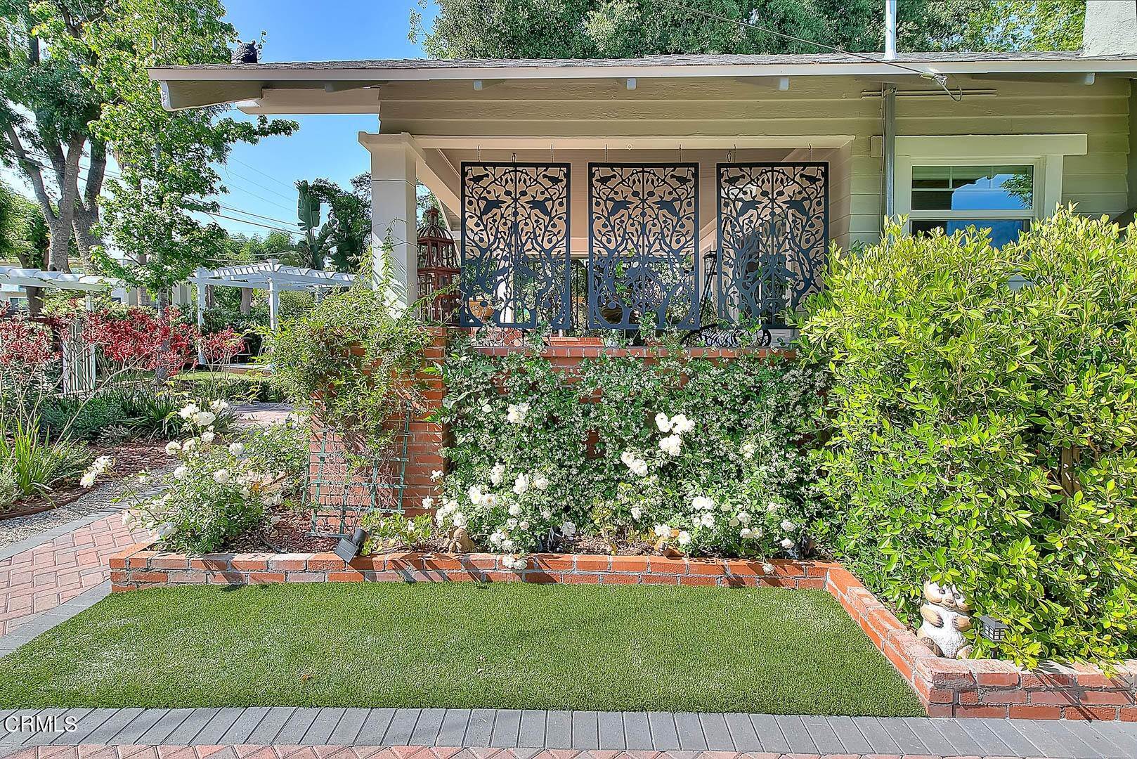 47. Single Family Homes for Sale at 998 North Raymond Avenue Pasadena, California 91103 United States