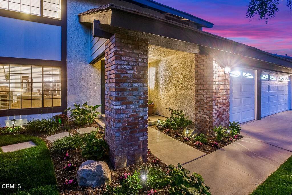 3. Single Family Homes for Sale at 3496 Hill Canyon Avenue Thousand Oaks, California 91360 United States