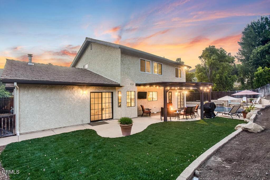 6. Single Family Homes for Sale at 3496 Hill Canyon Avenue Thousand Oaks, California 91360 United States