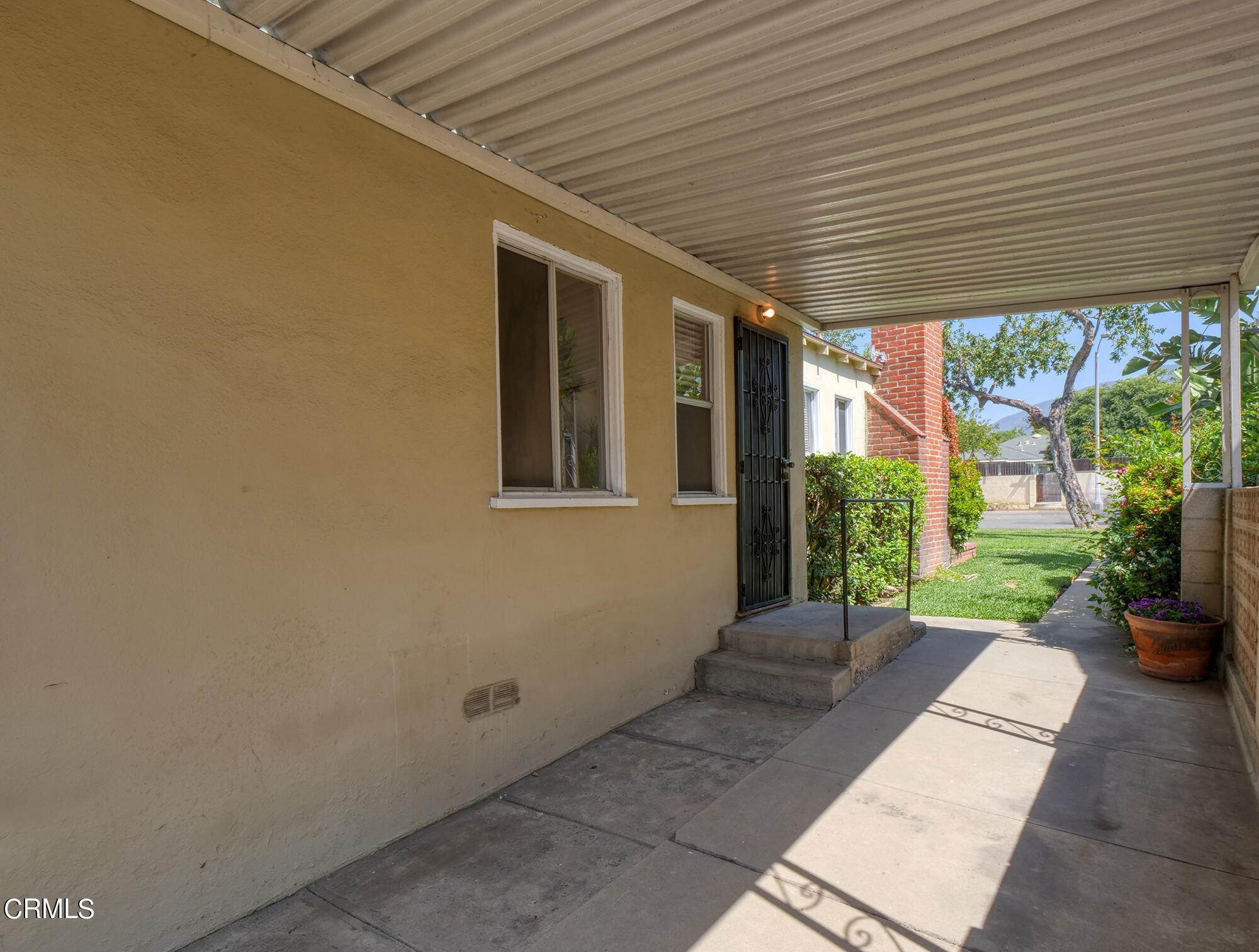 24. Single Family Homes for Sale at 508 West Howard Street Pasadena, California 91103 United States