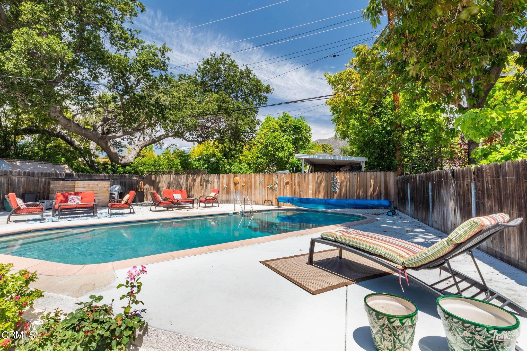 26. Single Family Homes for Sale at 2399 Brigden Road Pasadena, California 91104 United States