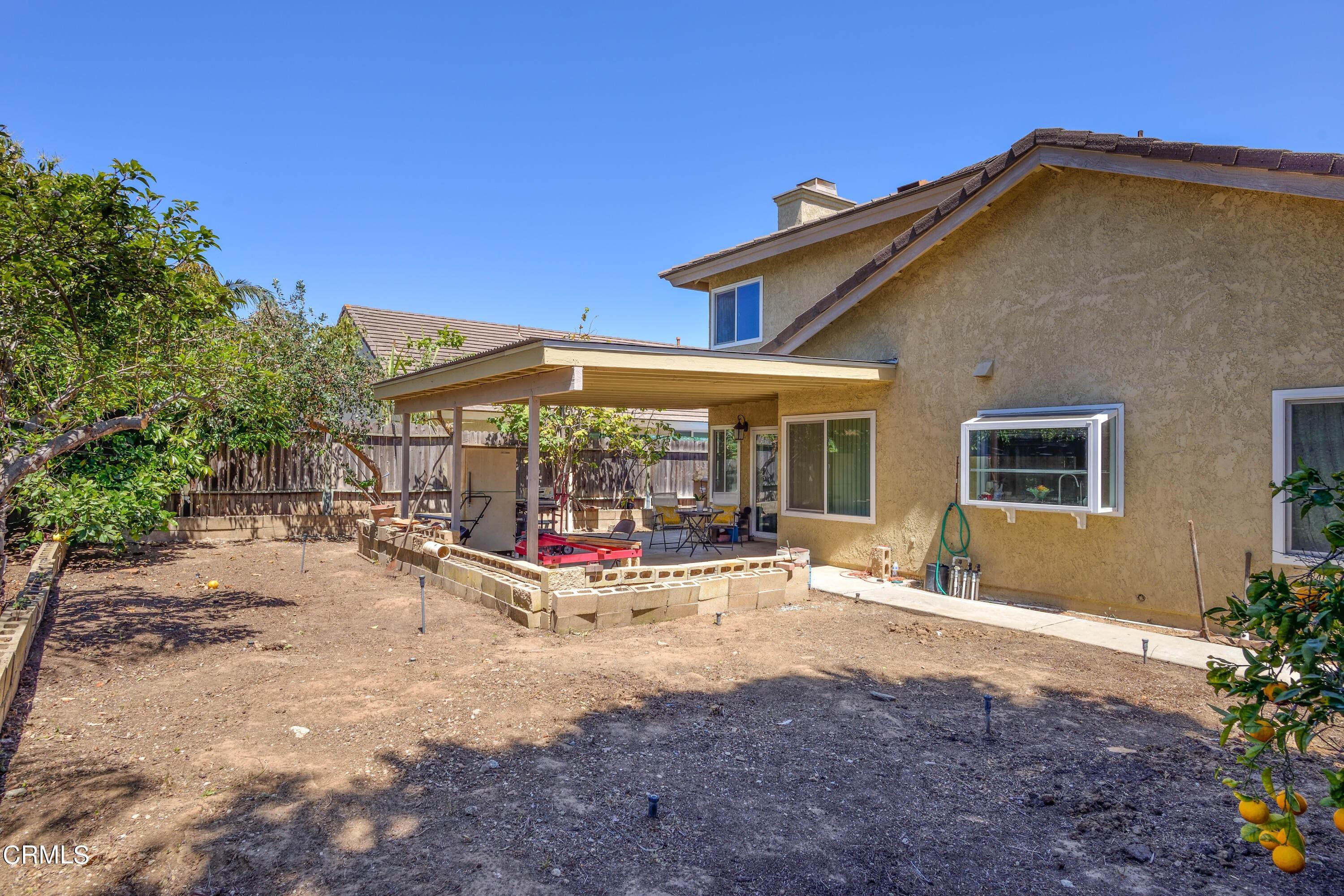24. Single Family Homes for Sale at 5436 Quailridge Drive Camarillo, California 93012 United States