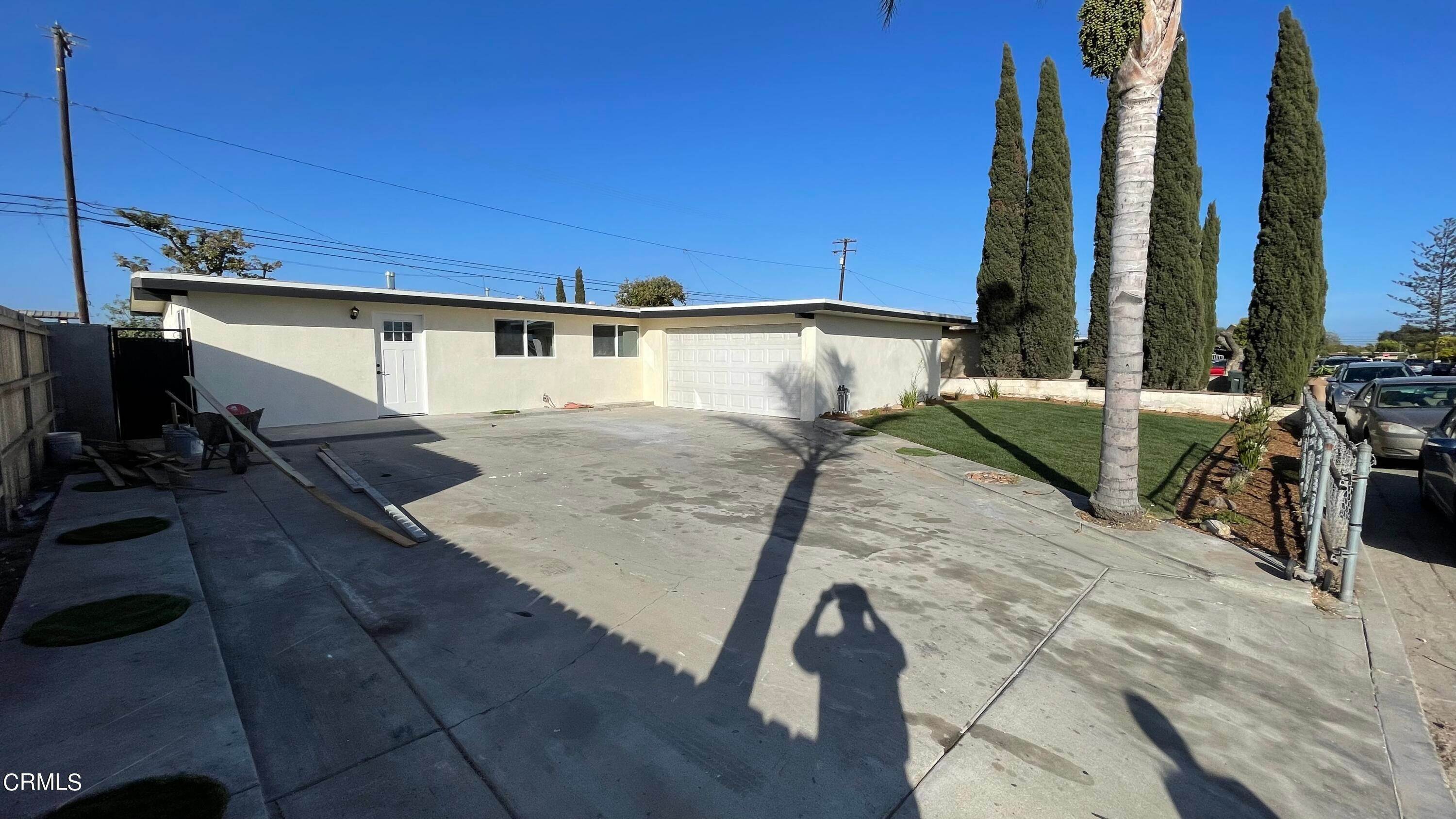Single Family Homes for Sale at 411 Lemar Avenue Oxnard, California 93036 United States