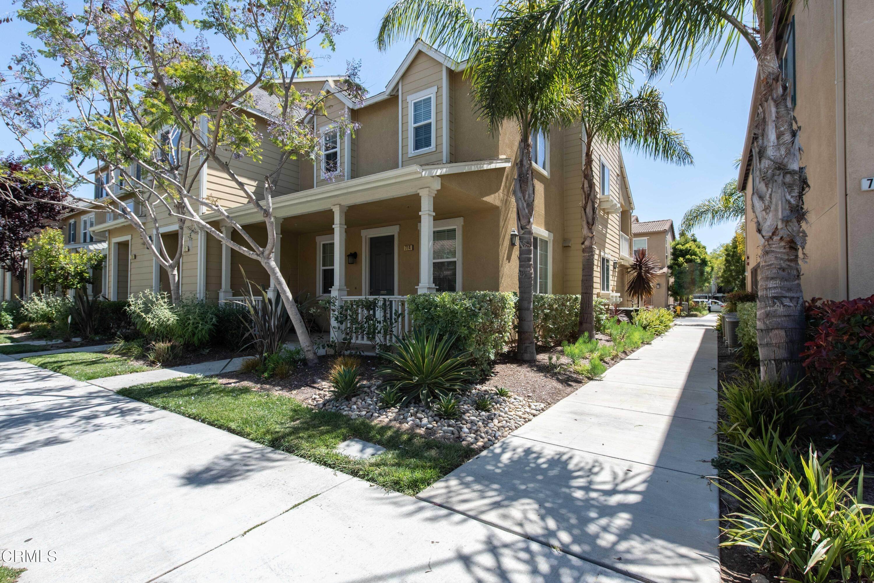 2. Townhouse for Sale at 714 Flathead River Street Oxnard, California 93036 United States