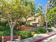 4. Townhouse for Sale at 4852 Via Colina Los Angeles, California 90042 United States
