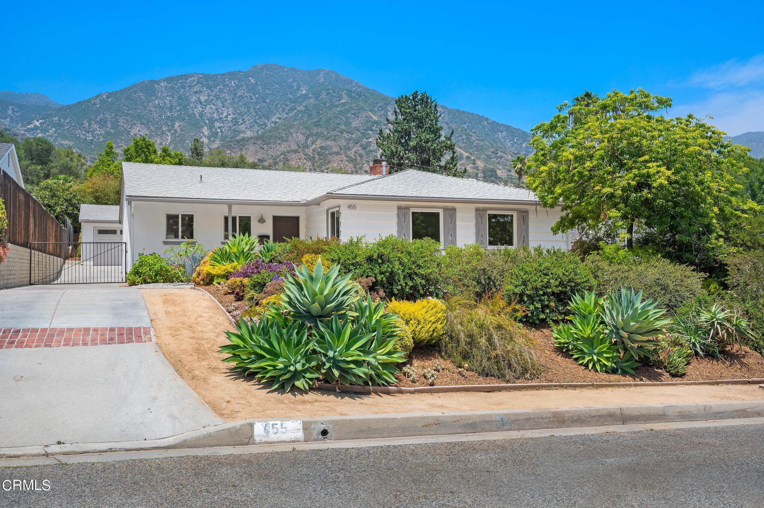 Single Family Homes 为 销售 在 455 East Laurel Avenue 马德雷山脉, 加利福尼亚州 91024 美国