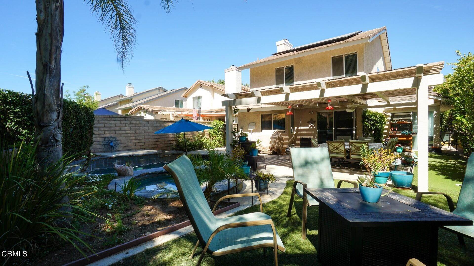 26. Single Family Homes for Sale at 28125 Stonington Lane Saugus, California 91350 United States