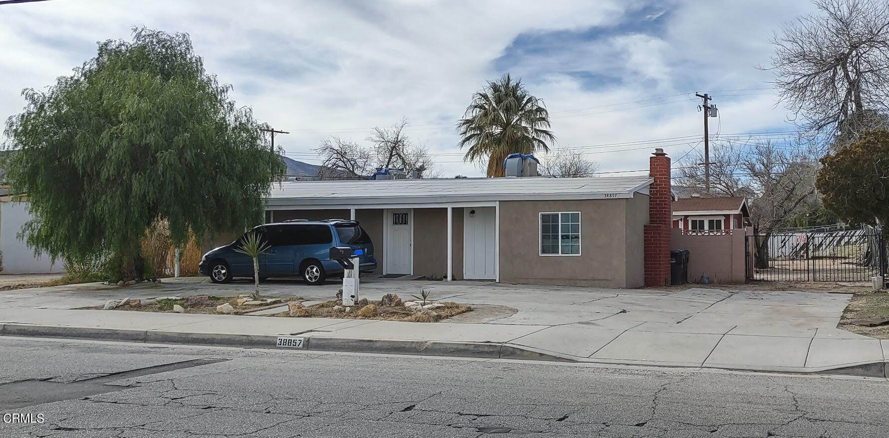 Single Family Homes por un Venta en 38857 10th Street Palmdale, California 93551 Estados Unidos