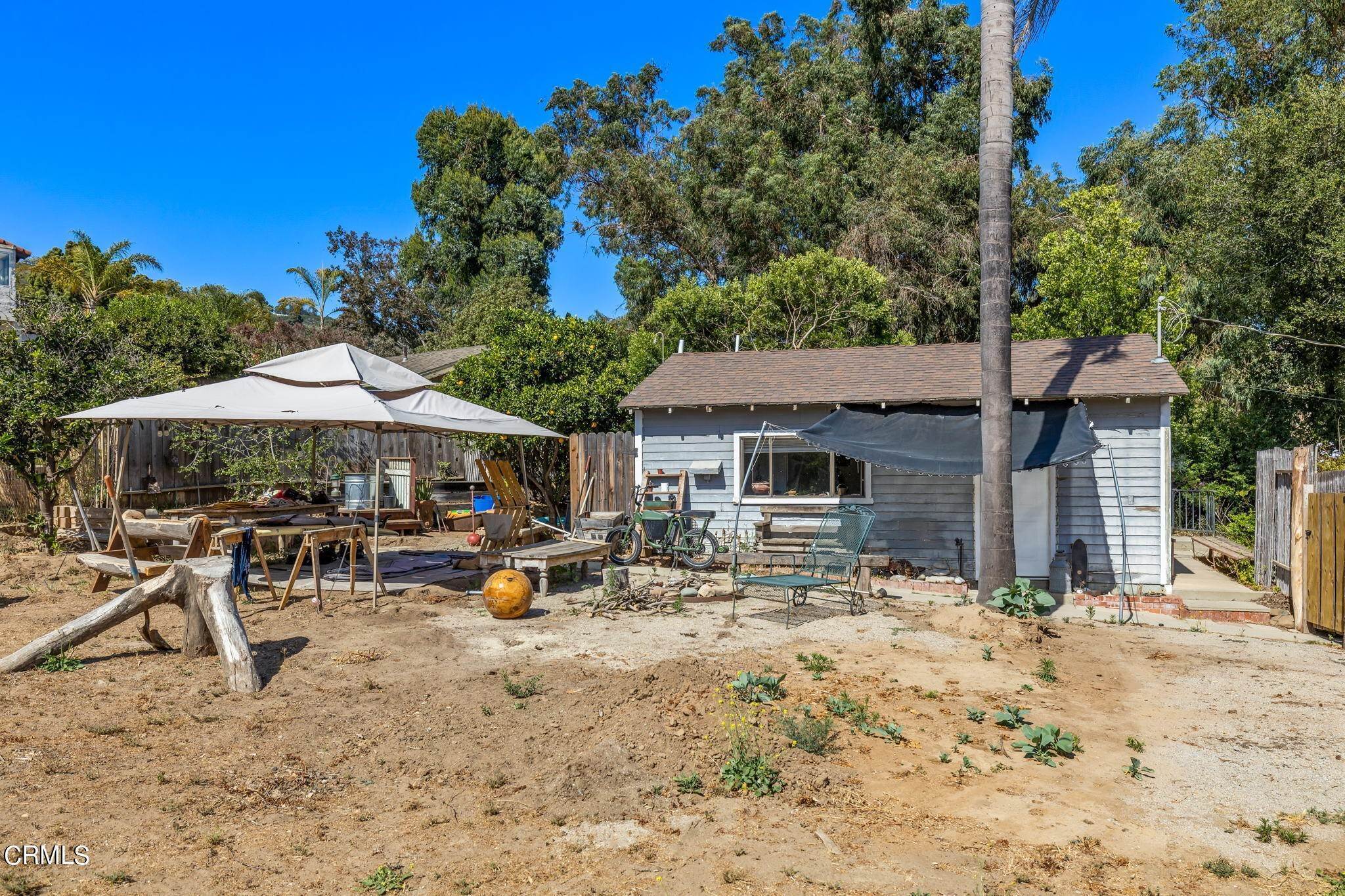 9. Single Family Homes for Sale at 103 Alosta Drive Camarillo, California 93010 United States