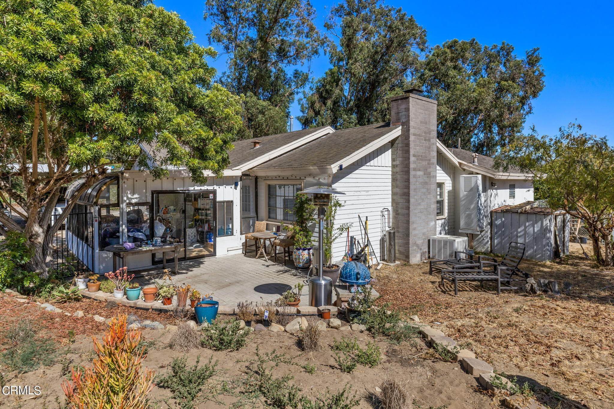 13. Single Family Homes for Sale at 103 Alosta Drive Camarillo, California 93010 United States