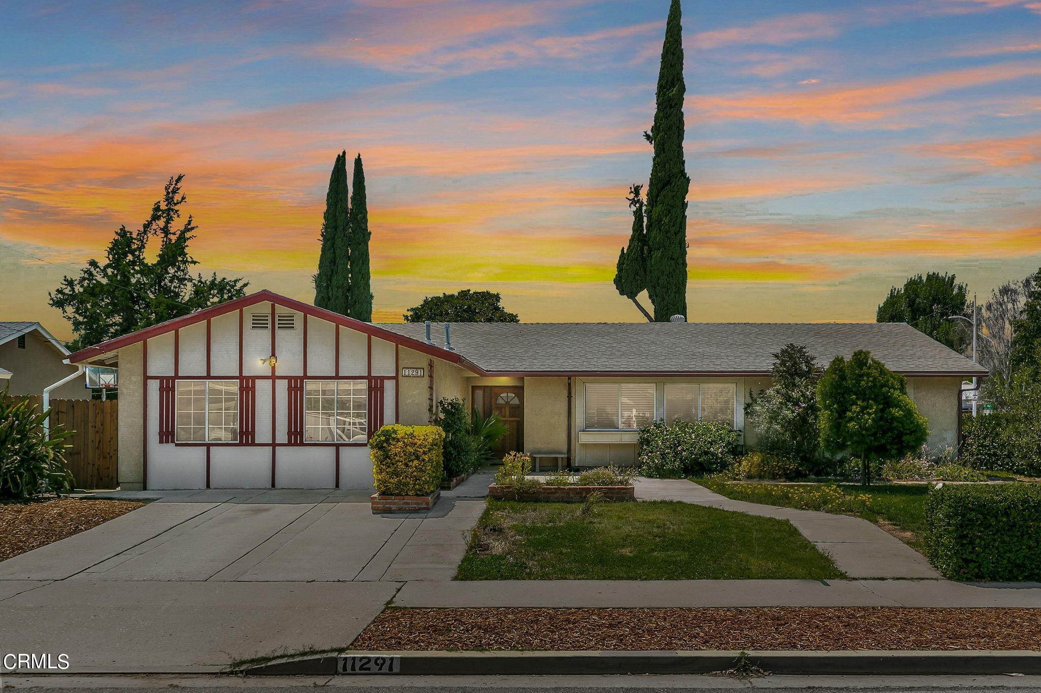 Single Family Homes for Sale at 11291 Oakcrest Avenue Ojai, California 93023 United States