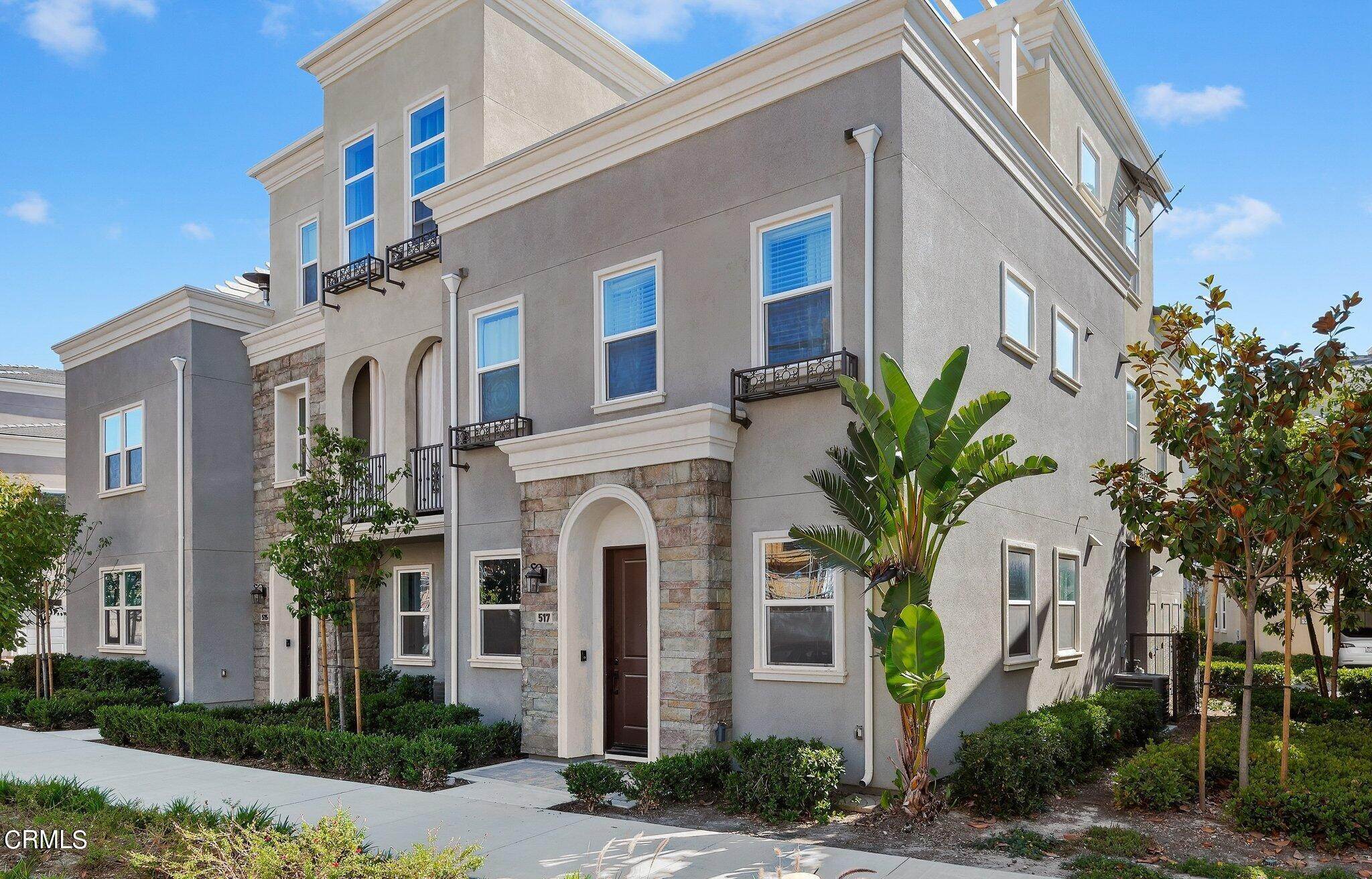 Townhouse at 517 Winchester Drive Oxnard, California 93036 United States