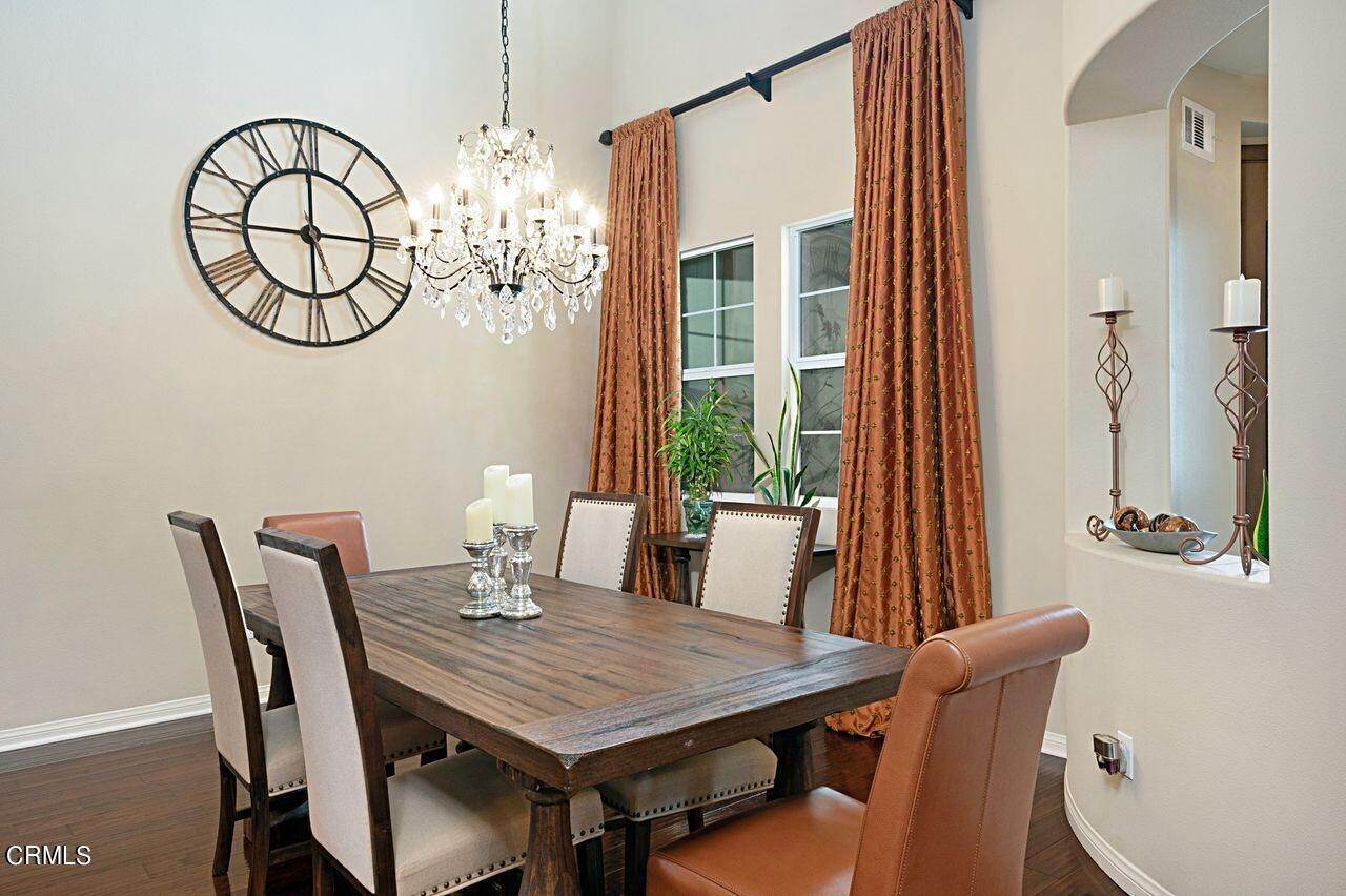 9. Single Family Homes for Sale at 3430 Aviara Lane Oxnard, California 93036 United States