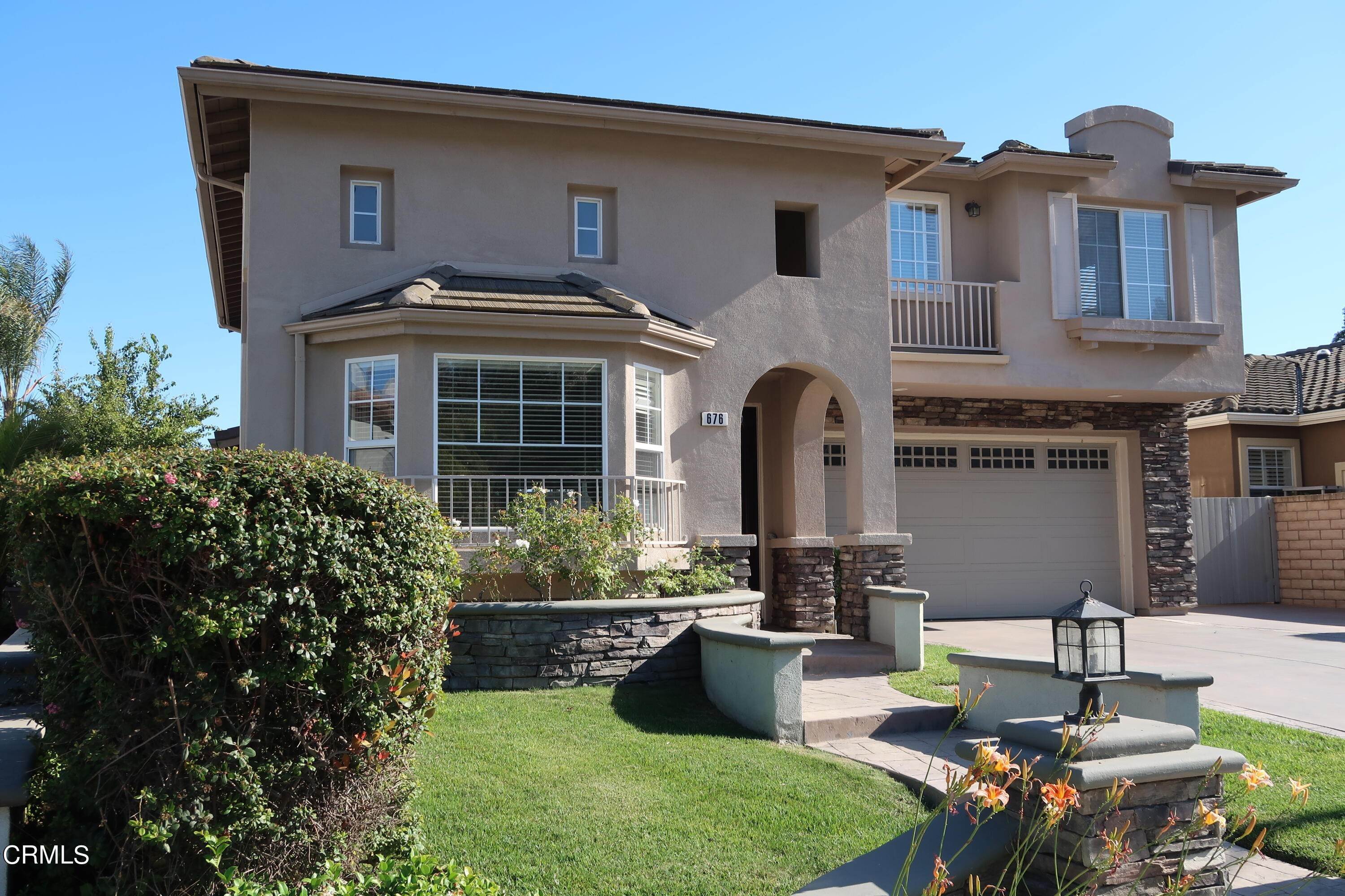 Single Family Homes for Sale at 676 Corte Sol Camarillo, California 93010 United States