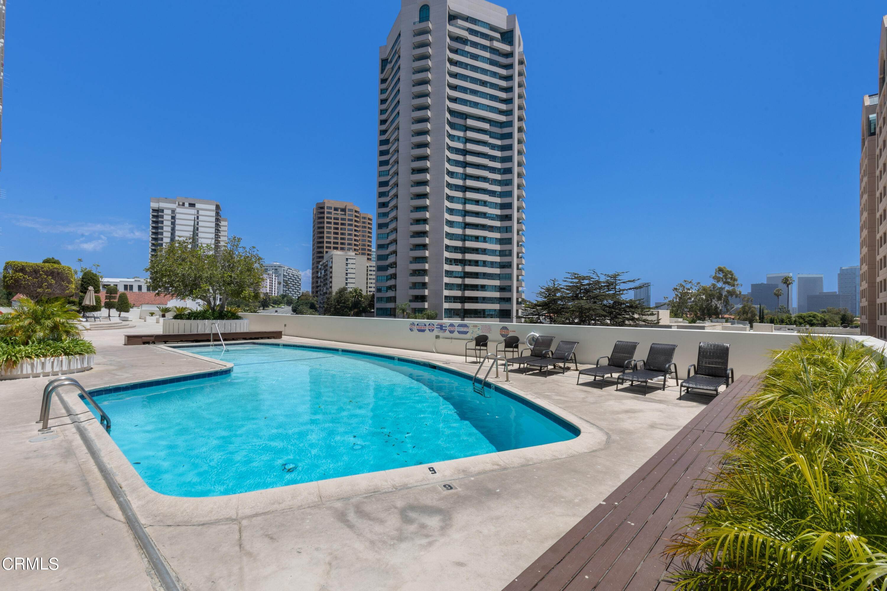 11. Condominiums for Sale at 10501 Wilshire Boulevard 1901 #1901 10501 Wilshire Boulevard 1901 Los Angeles, California 90024 United States